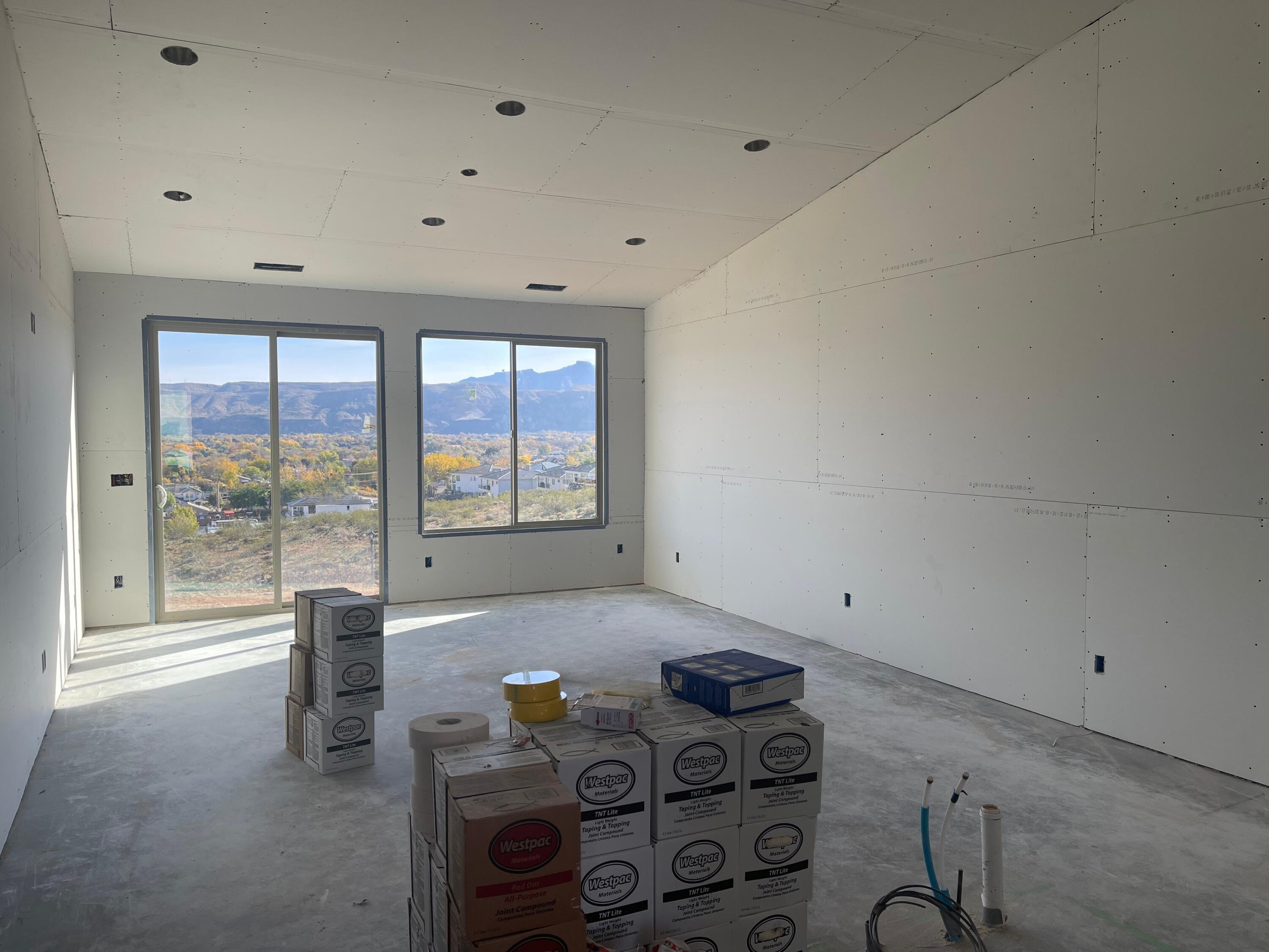 HURRICANE VIEWS - Residential