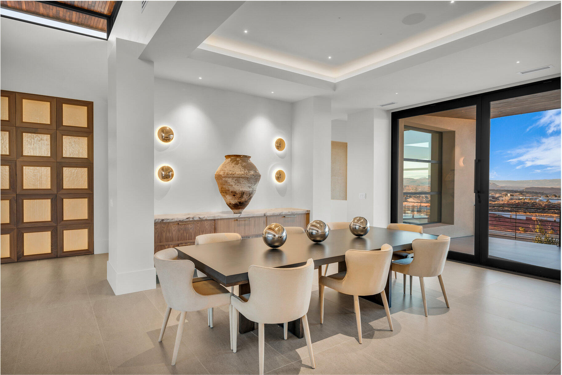 SOLENTE VILLAGE - Residential