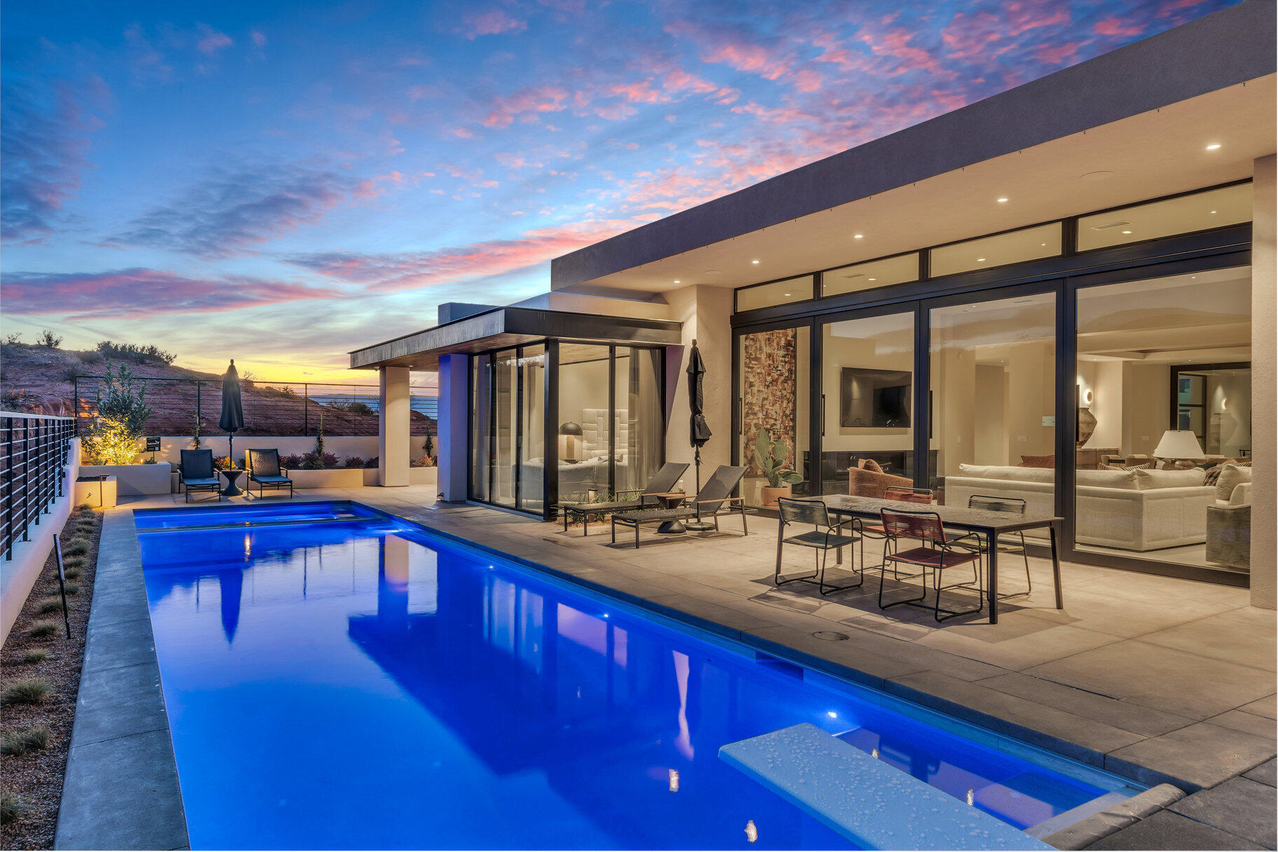 SOLENTE VILLAGE - Residential