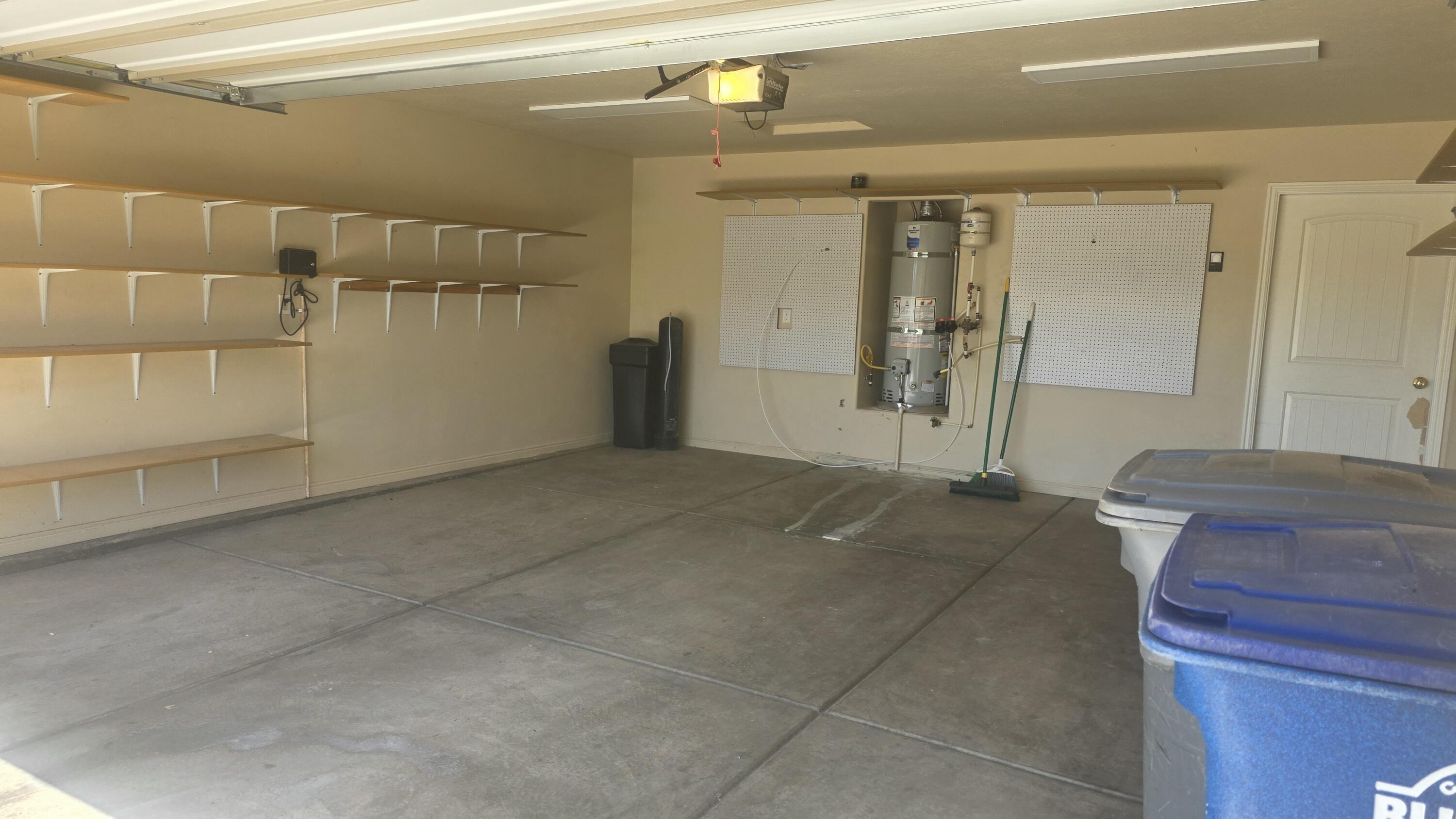 FALCON RIDGE - Residential