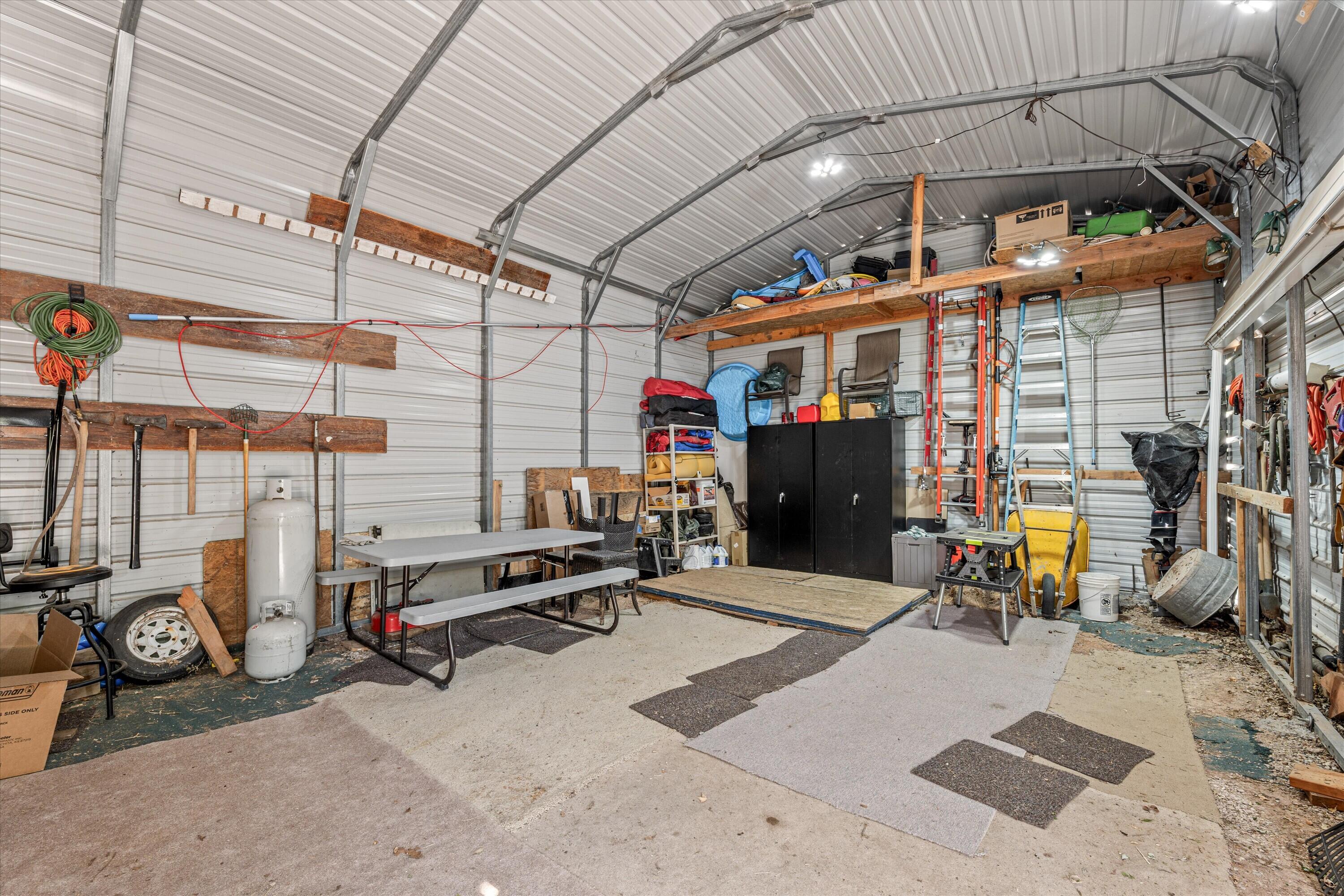 TOQUERVILLE TOWNSITE - Residential