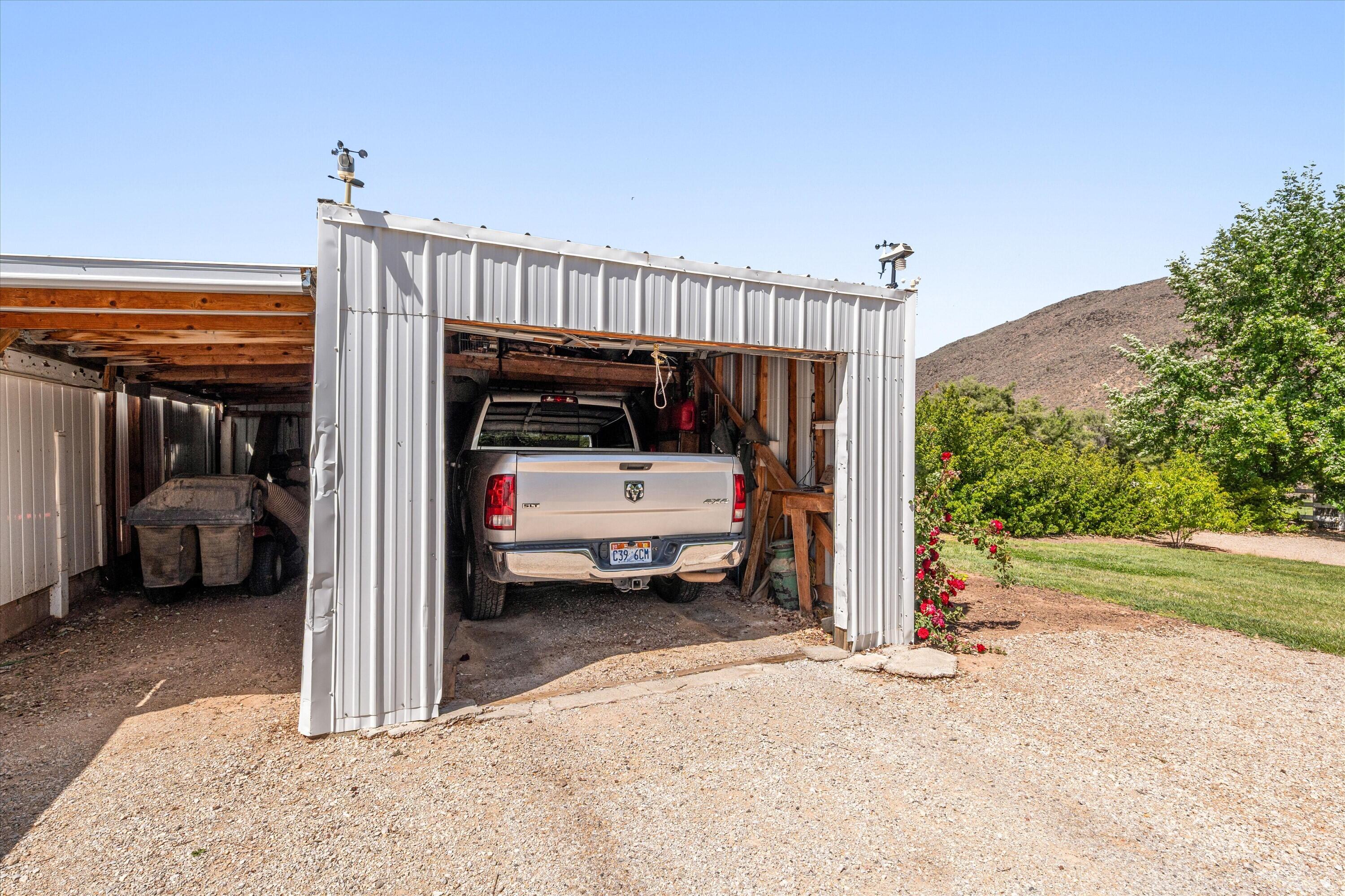 TOQUERVILLE TOWNSITE - Residential