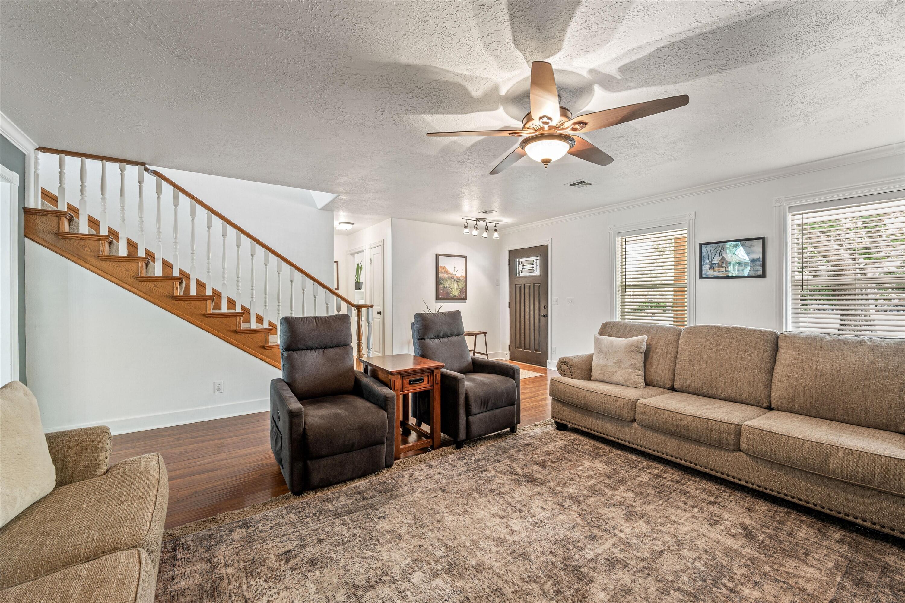 TOQUERVILLE TOWNSITE - Residential