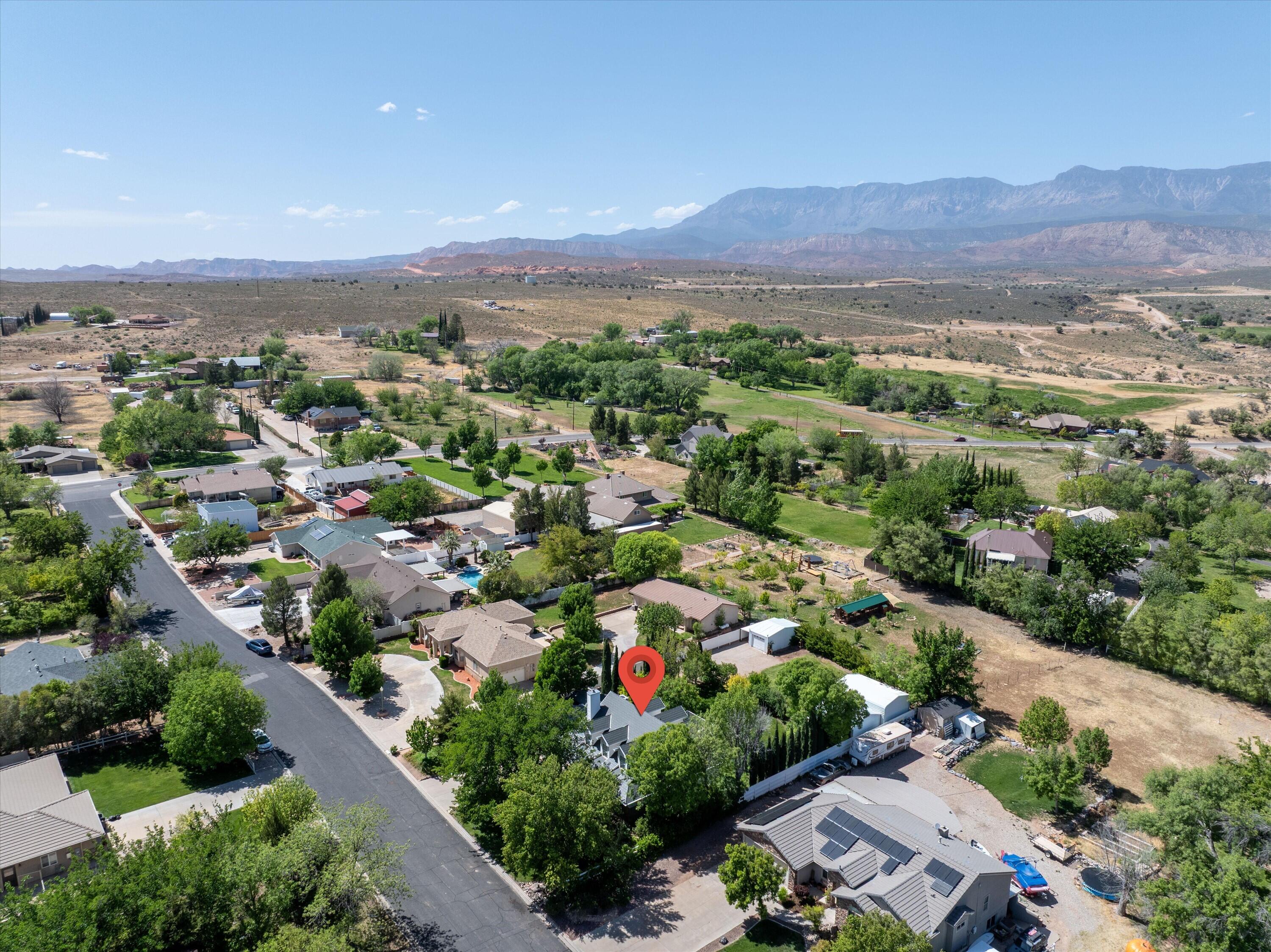 TOQUERVILLE TOWNSITE - Residential