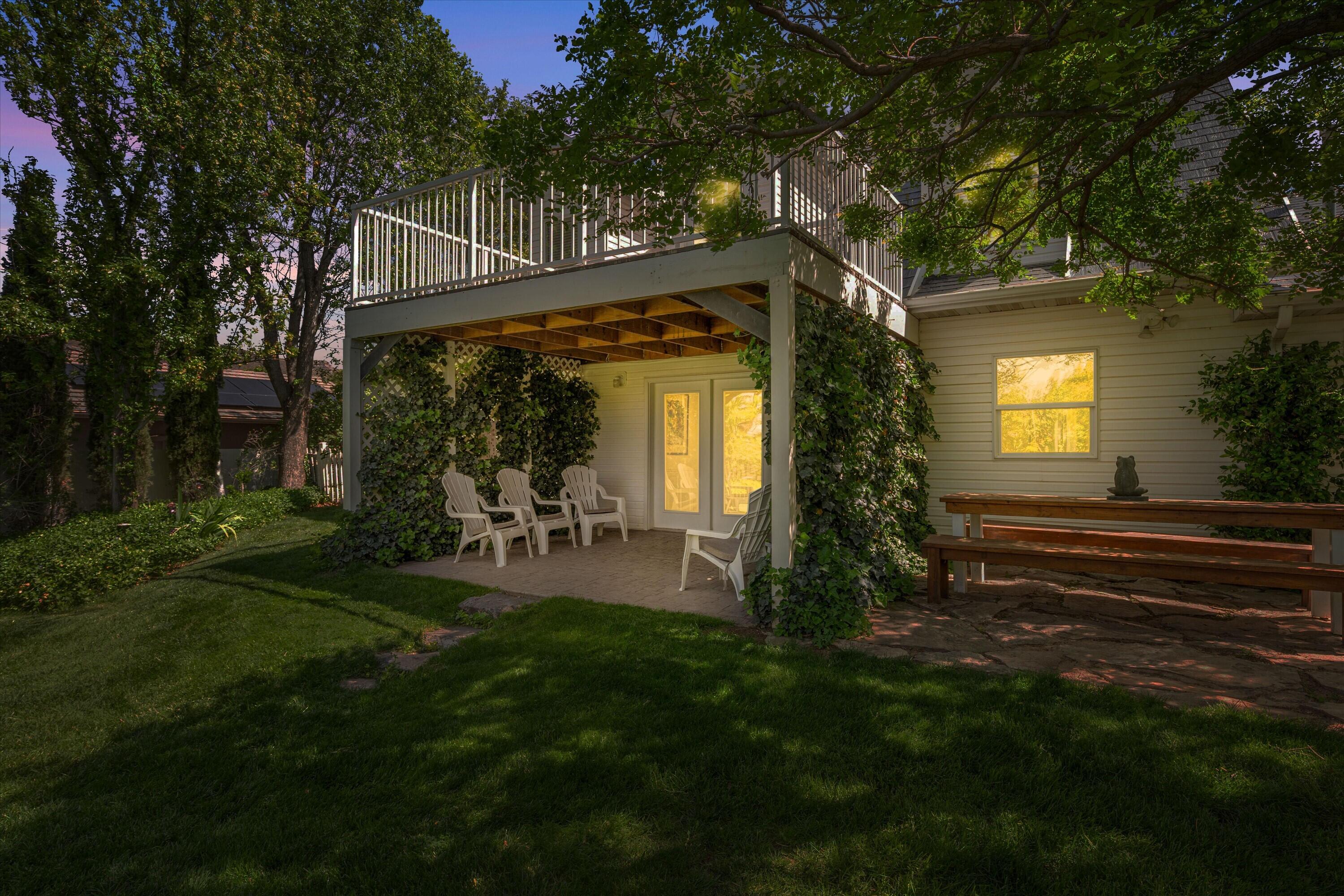 TOQUERVILLE TOWNSITE - Residential