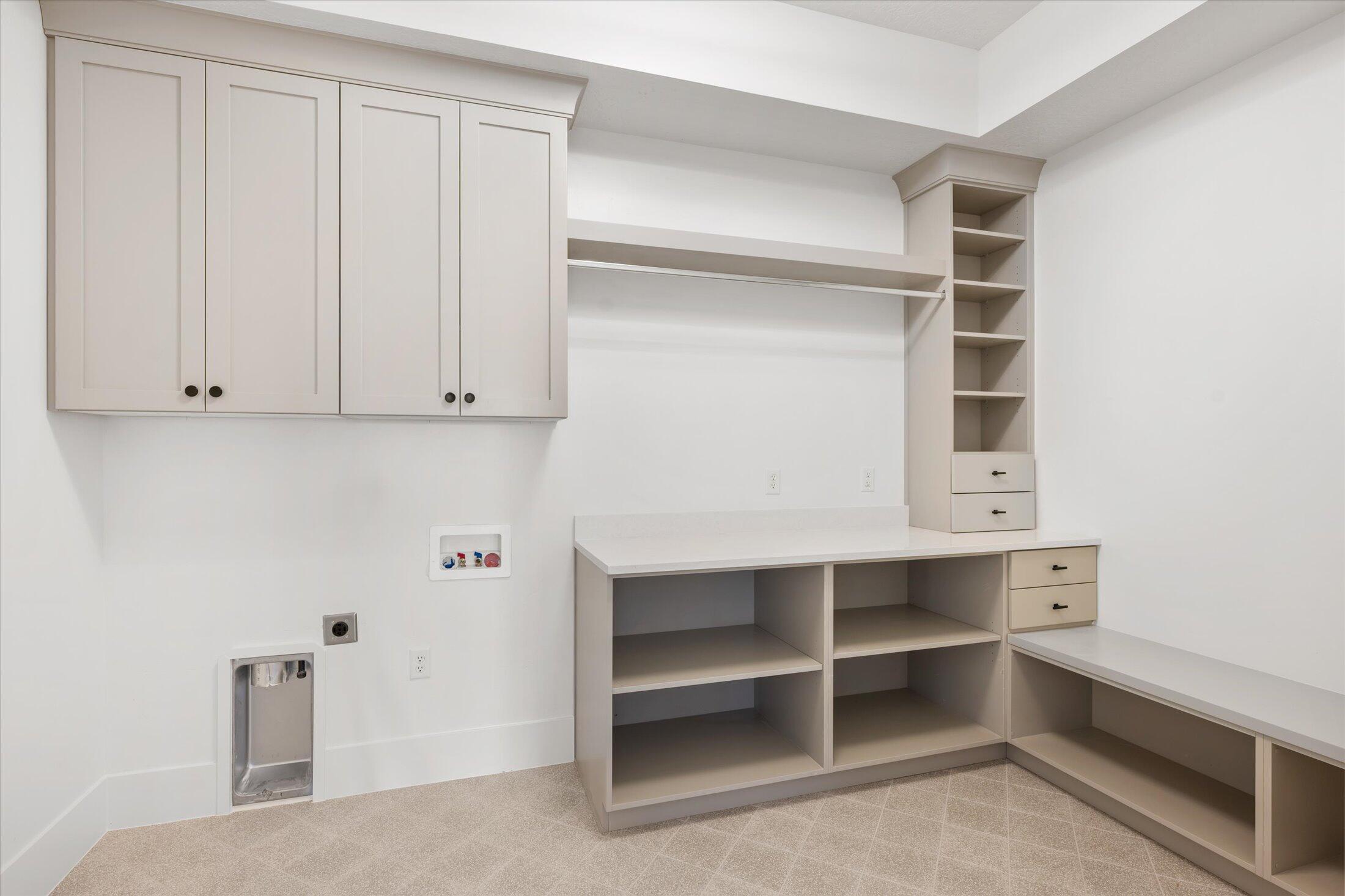 SOUTHERN VISTAS - Residential