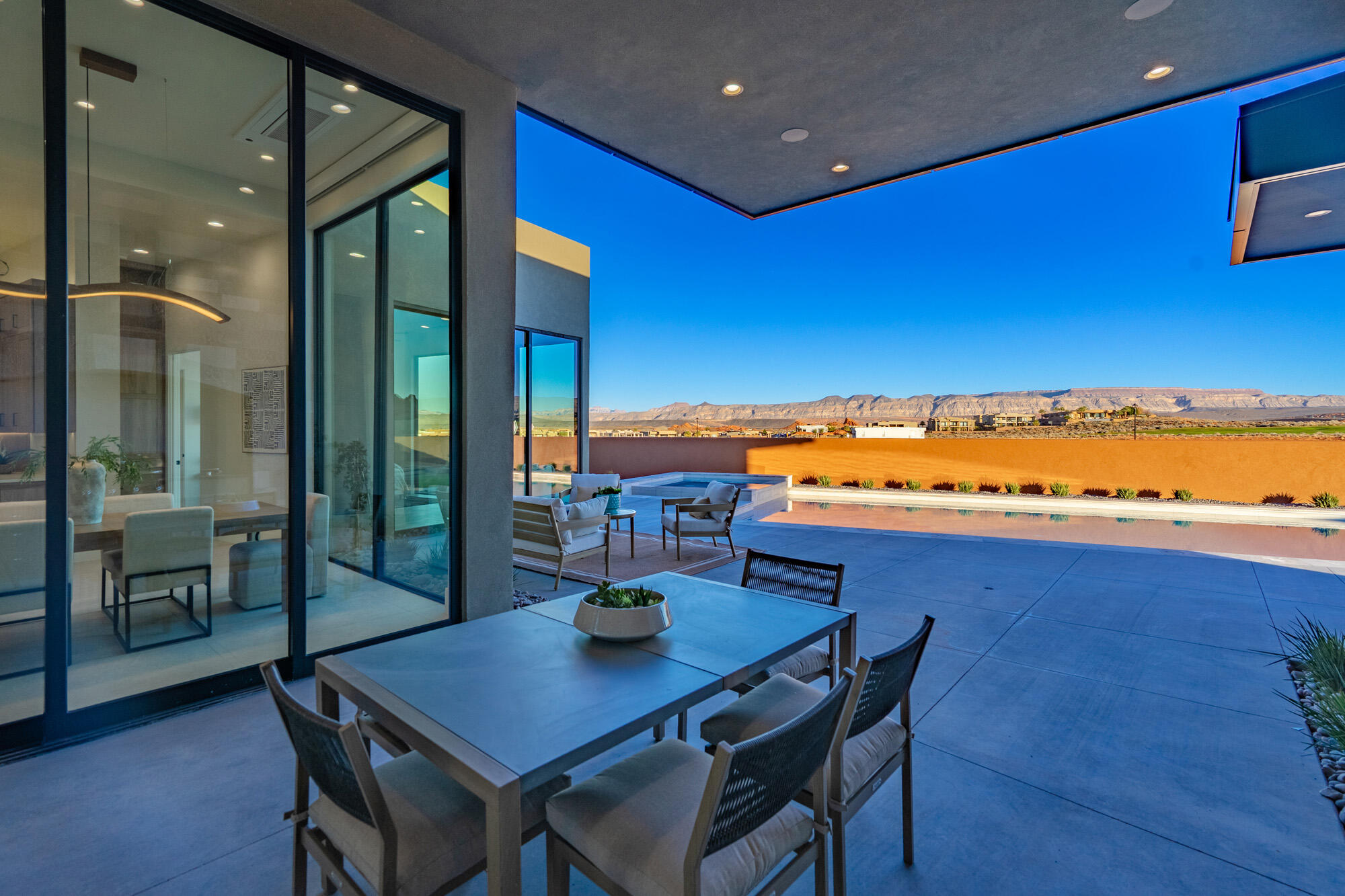 ESTATES AT SAND HOLLOW - Residential