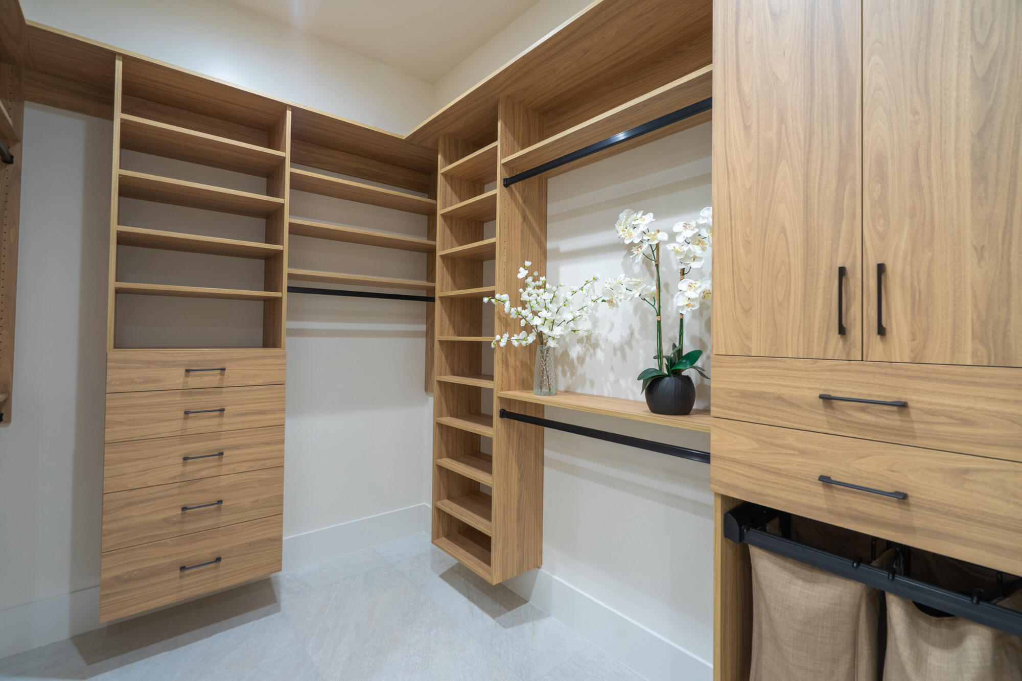 ESTATES AT SAND HOLLOW - Residential