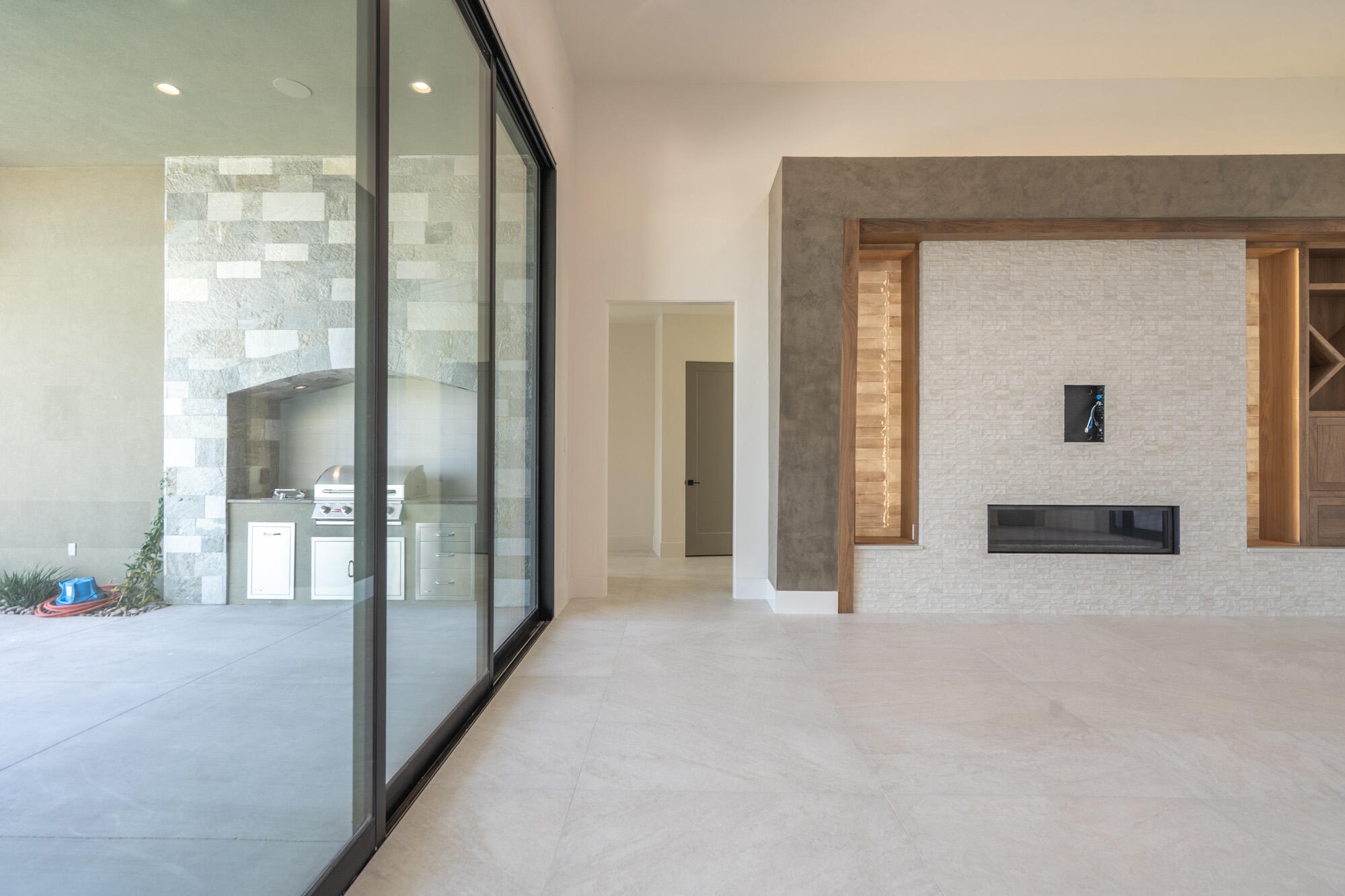 ESTATES AT SAND HOLLOW - Residential