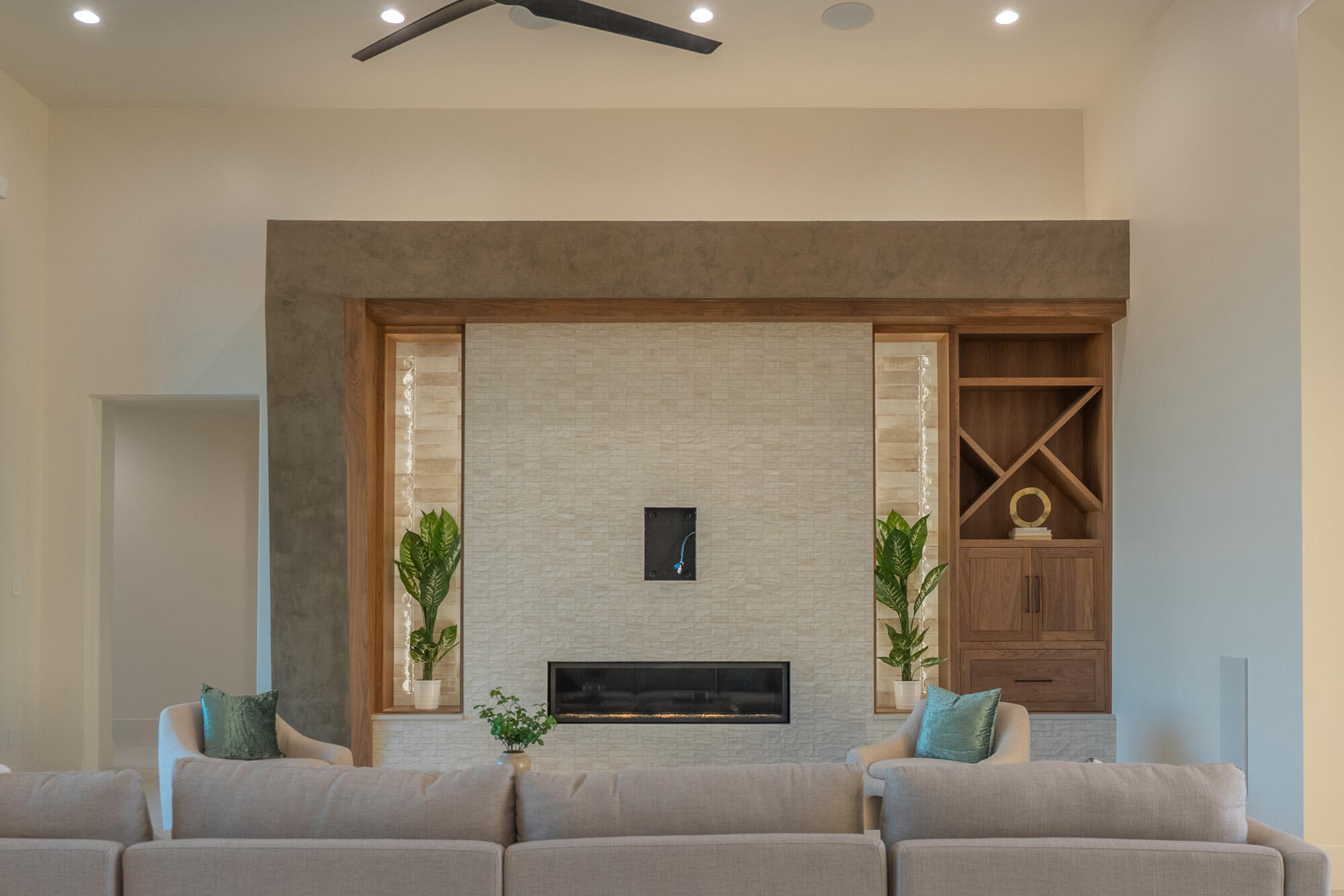 ESTATES AT SAND HOLLOW - Residential