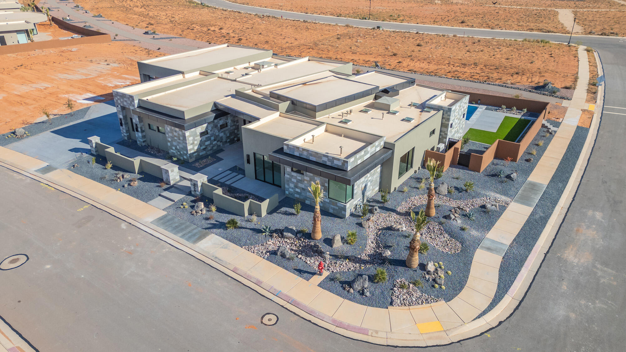 ESTATES AT SAND HOLLOW - Residential