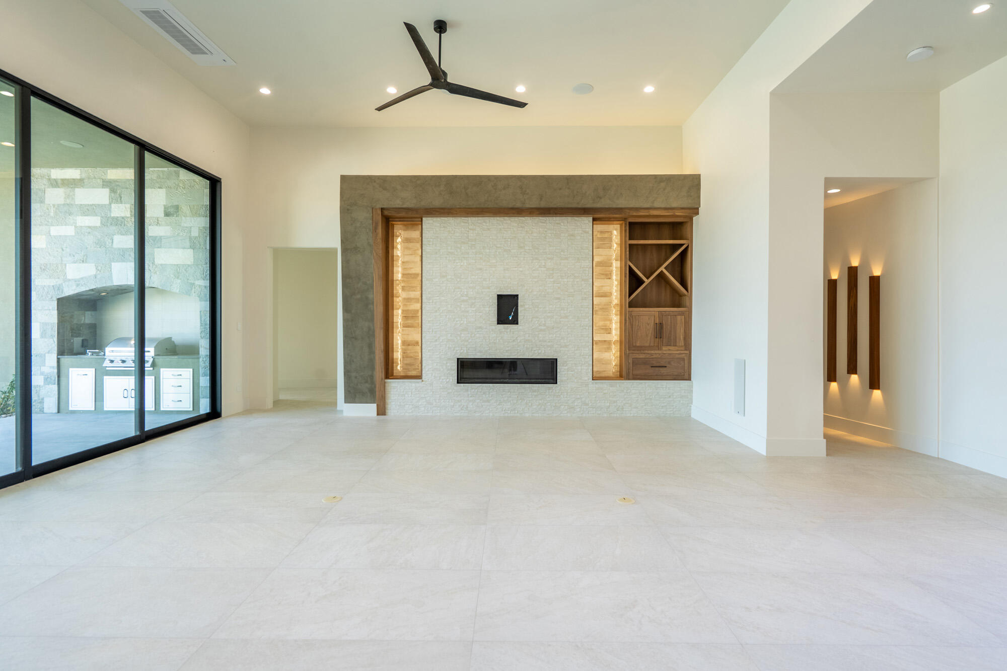 ESTATES AT SAND HOLLOW - Residential