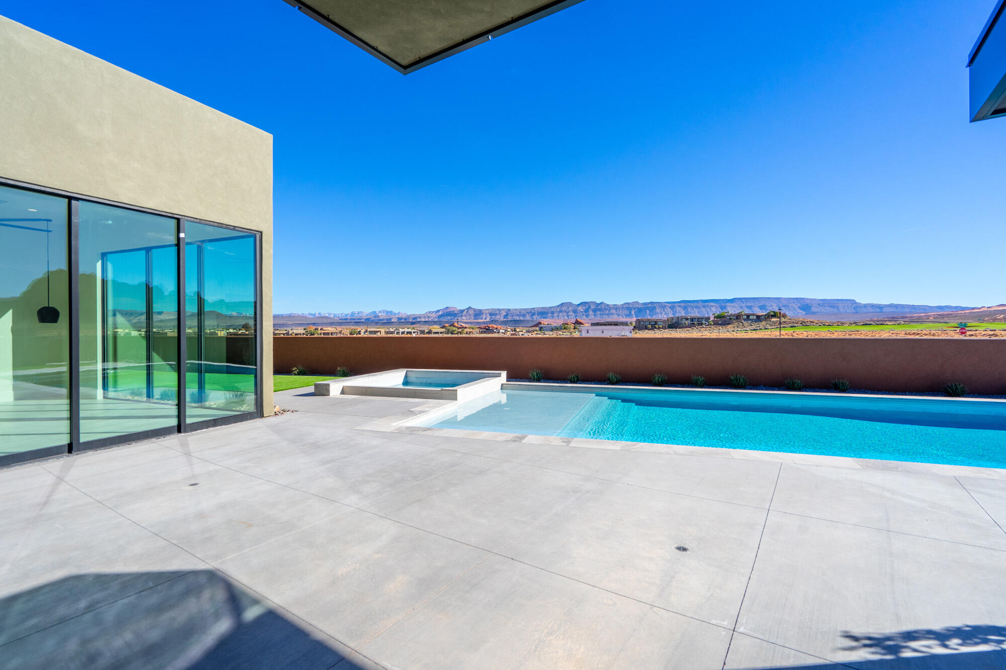 ESTATES AT SAND HOLLOW - Residential