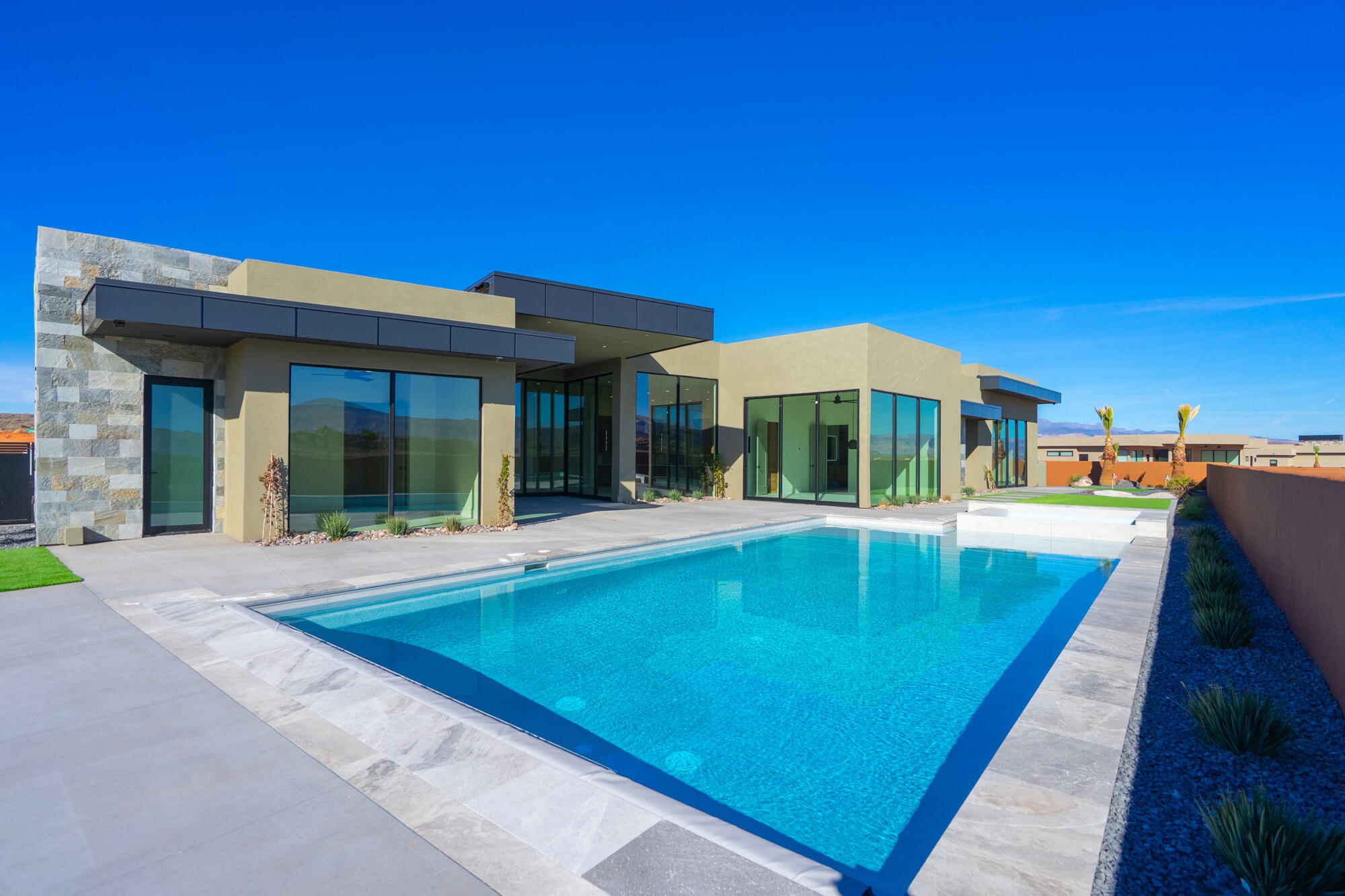 ESTATES AT SAND HOLLOW - Residential