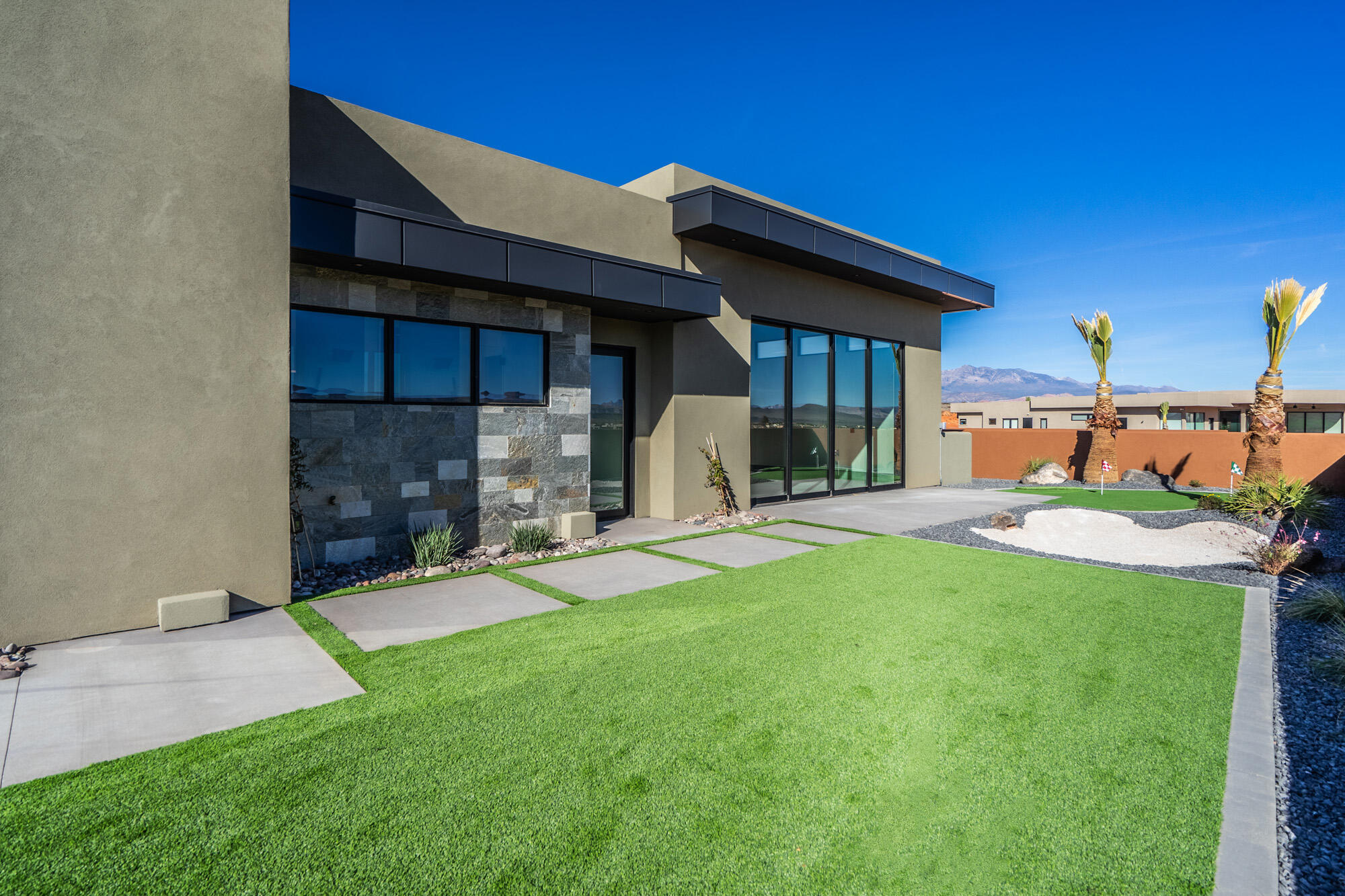 ESTATES AT SAND HOLLOW - Residential