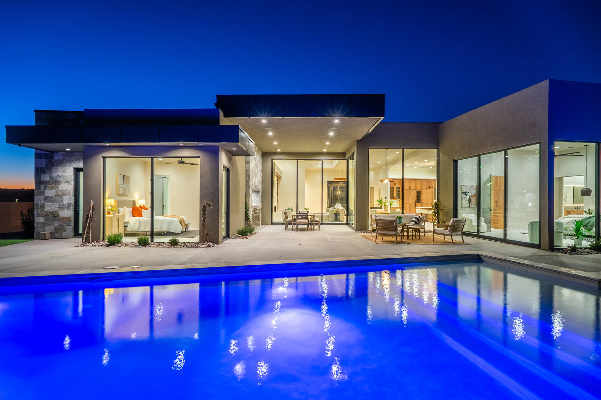 ESTATES AT SAND HOLLOW - Residential