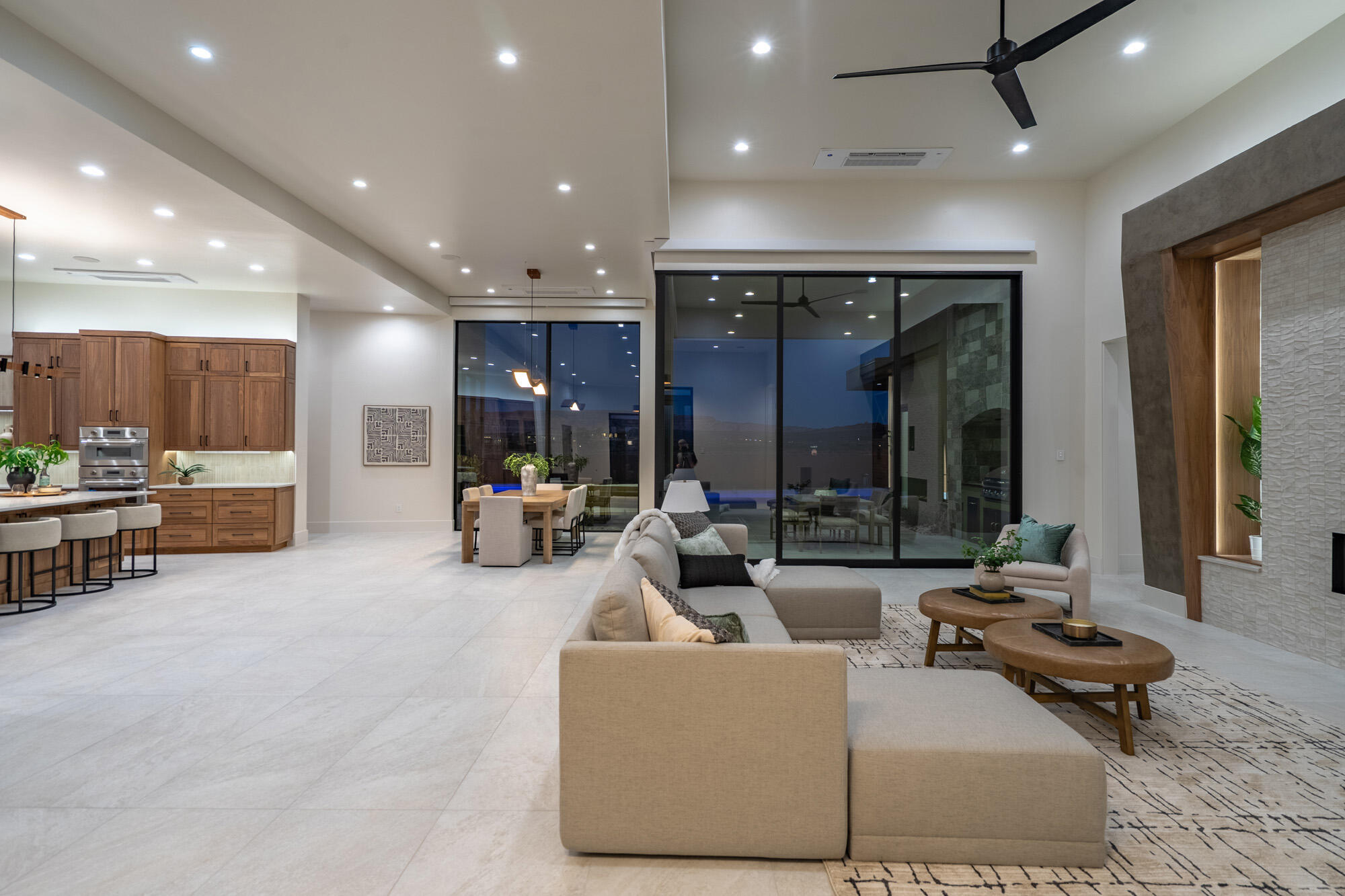 ESTATES AT SAND HOLLOW - Residential