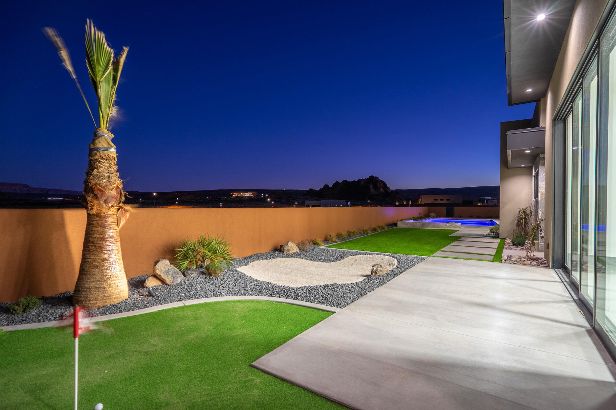 ESTATES AT SAND HOLLOW - Residential