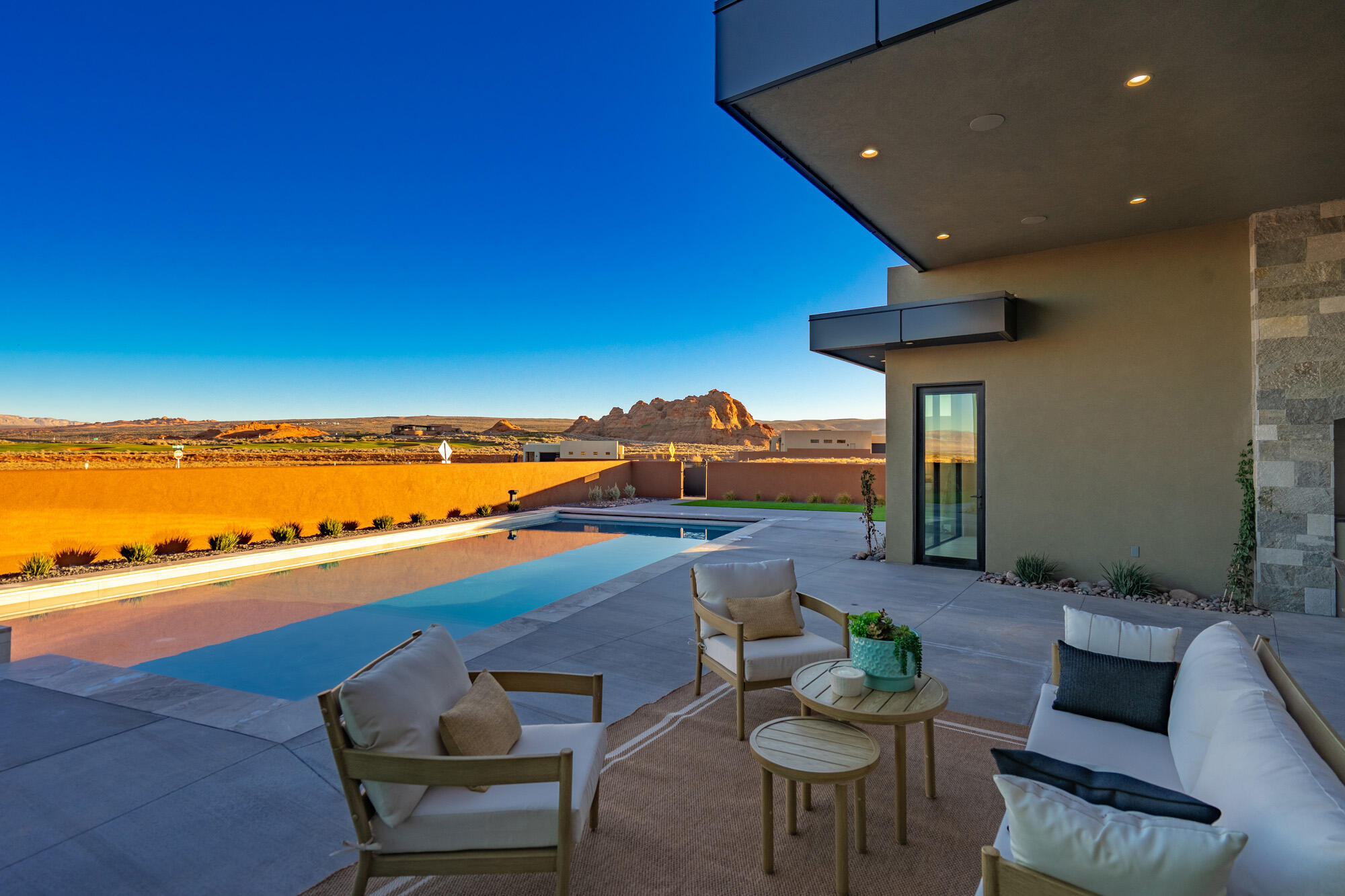 ESTATES AT SAND HOLLOW - Residential