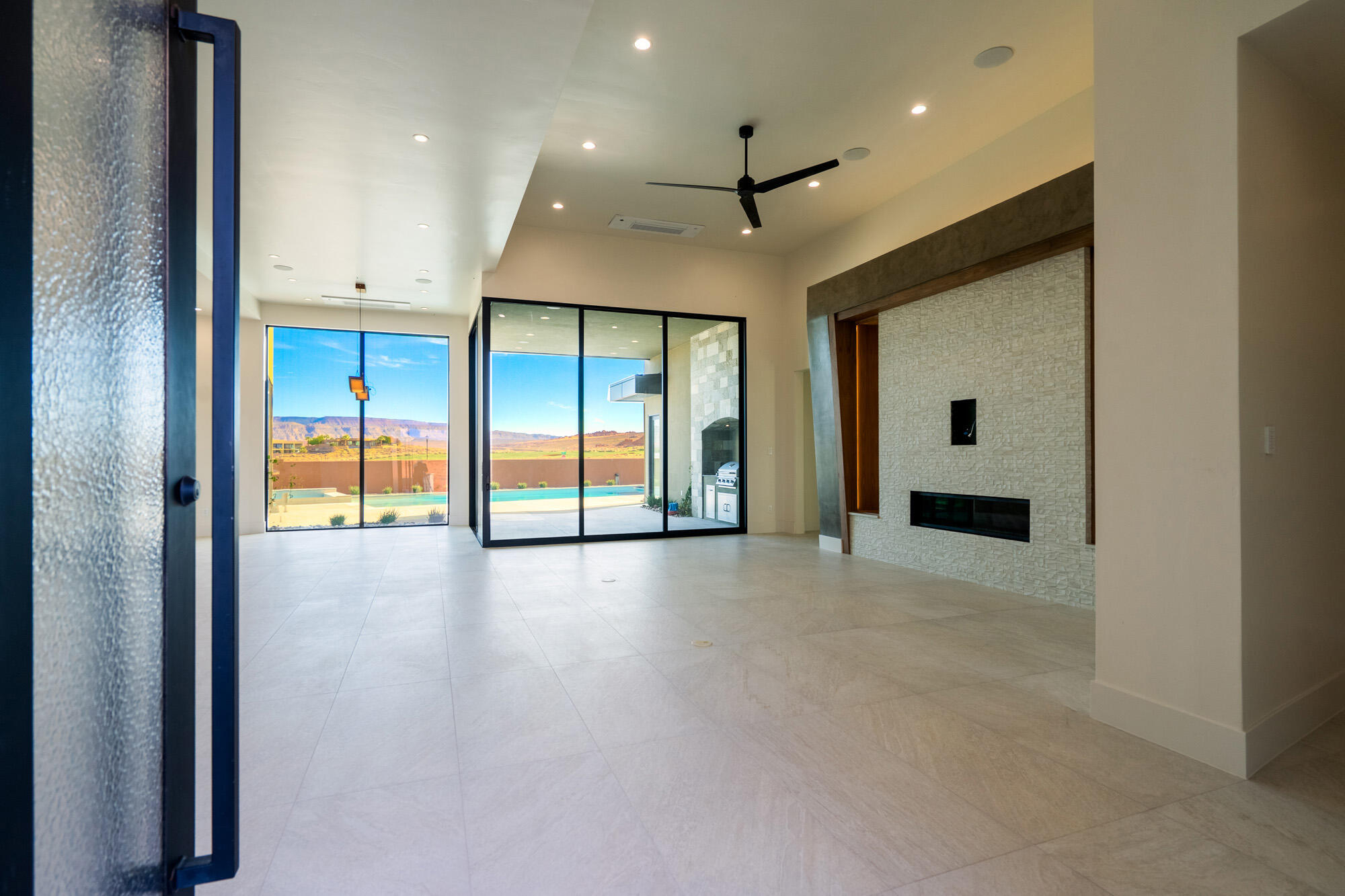 ESTATES AT SAND HOLLOW - Residential