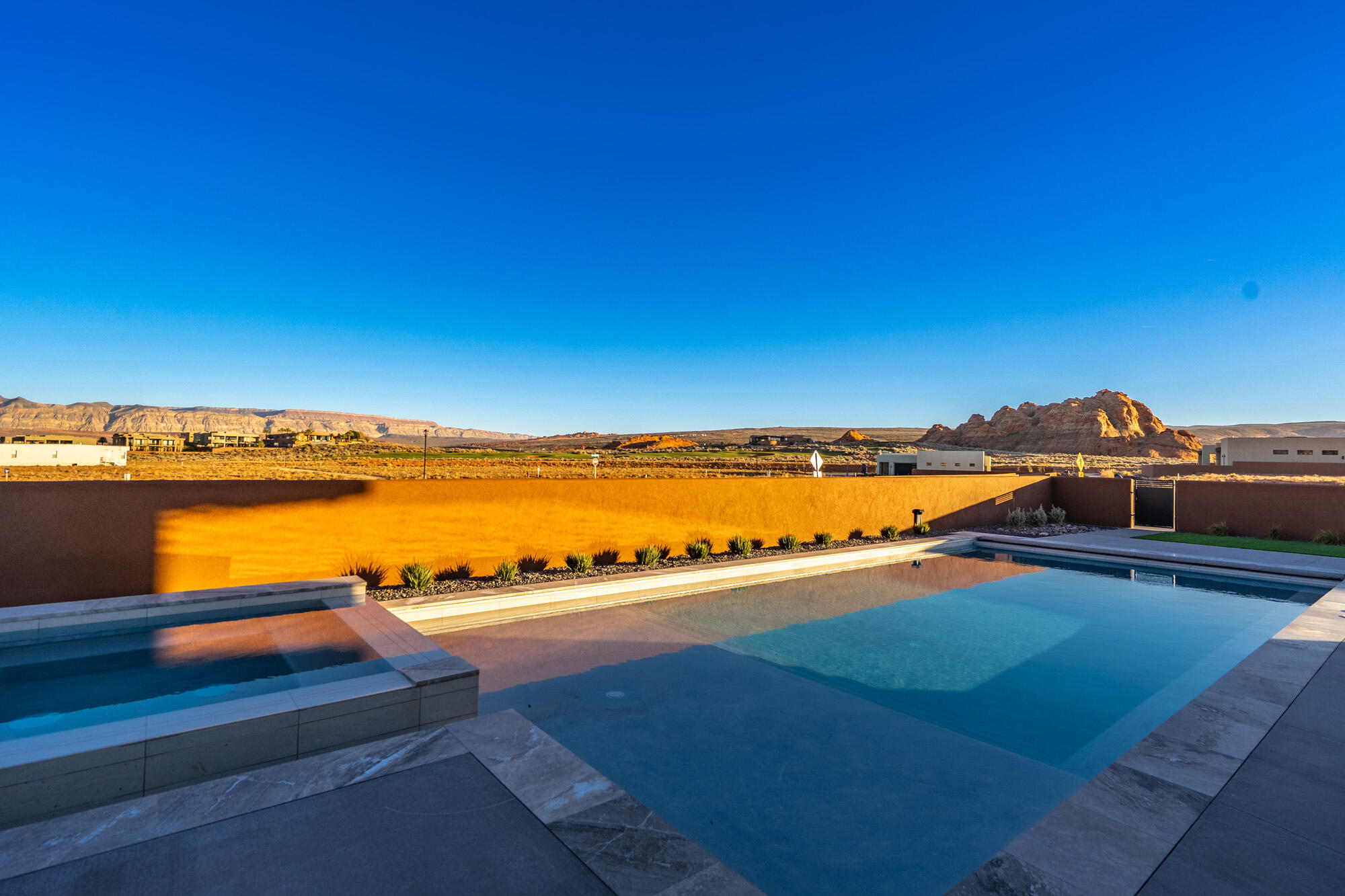 ESTATES AT SAND HOLLOW - Residential