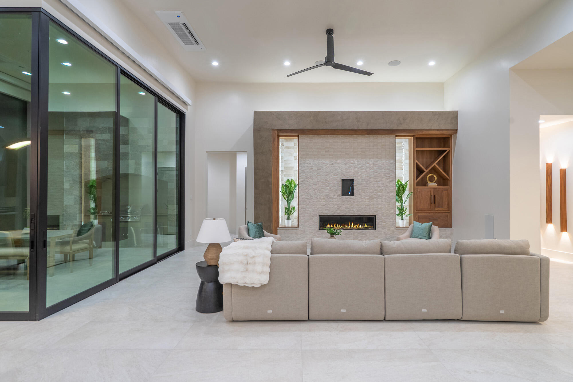 ESTATES AT SAND HOLLOW - Residential