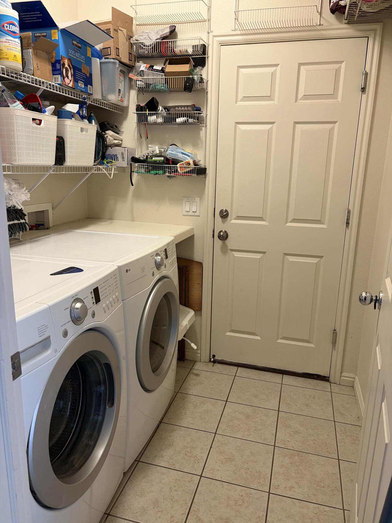 FOURTEEN FAIRWAY - Residential