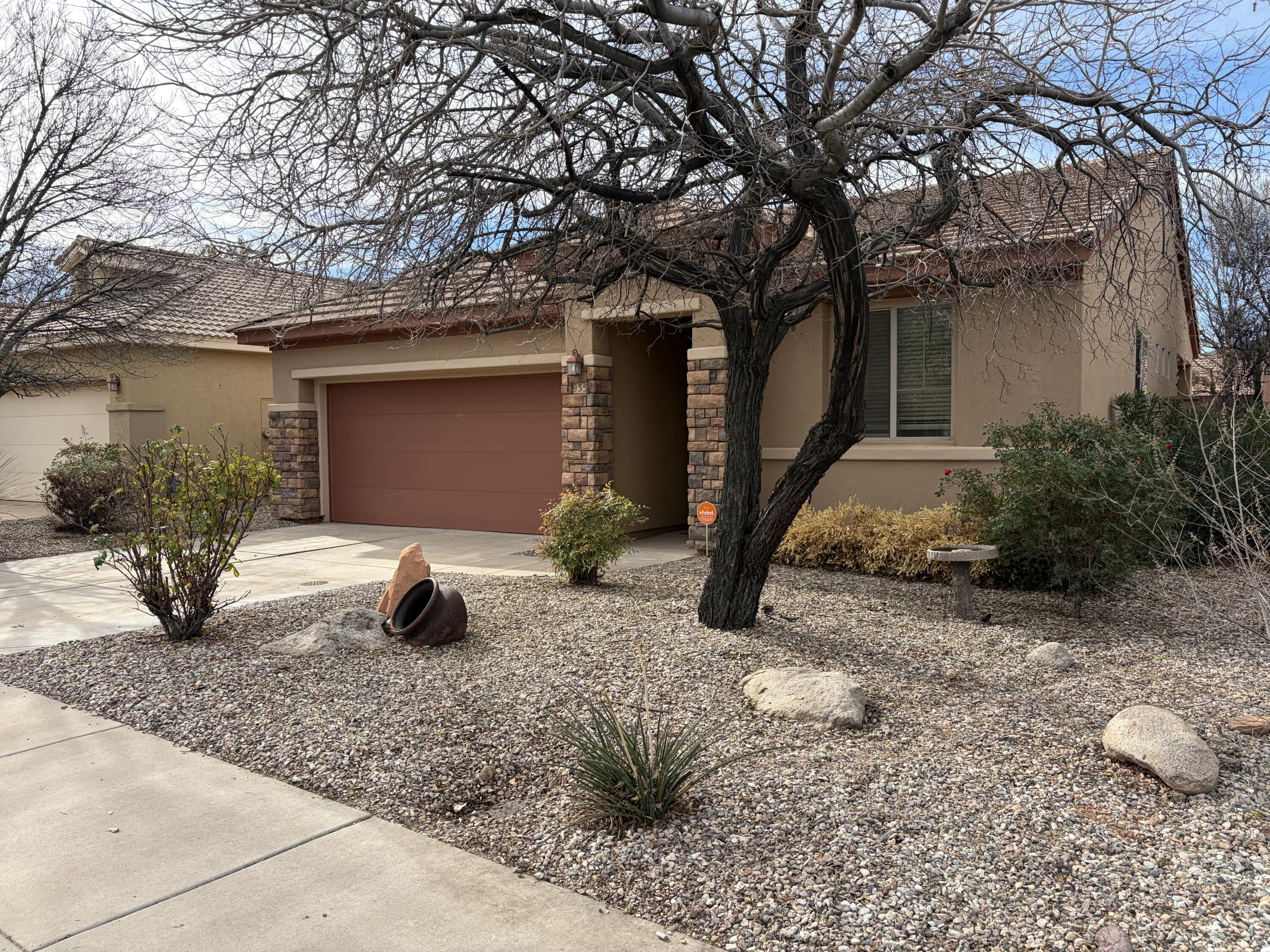 FOURTEEN FAIRWAY - Residential