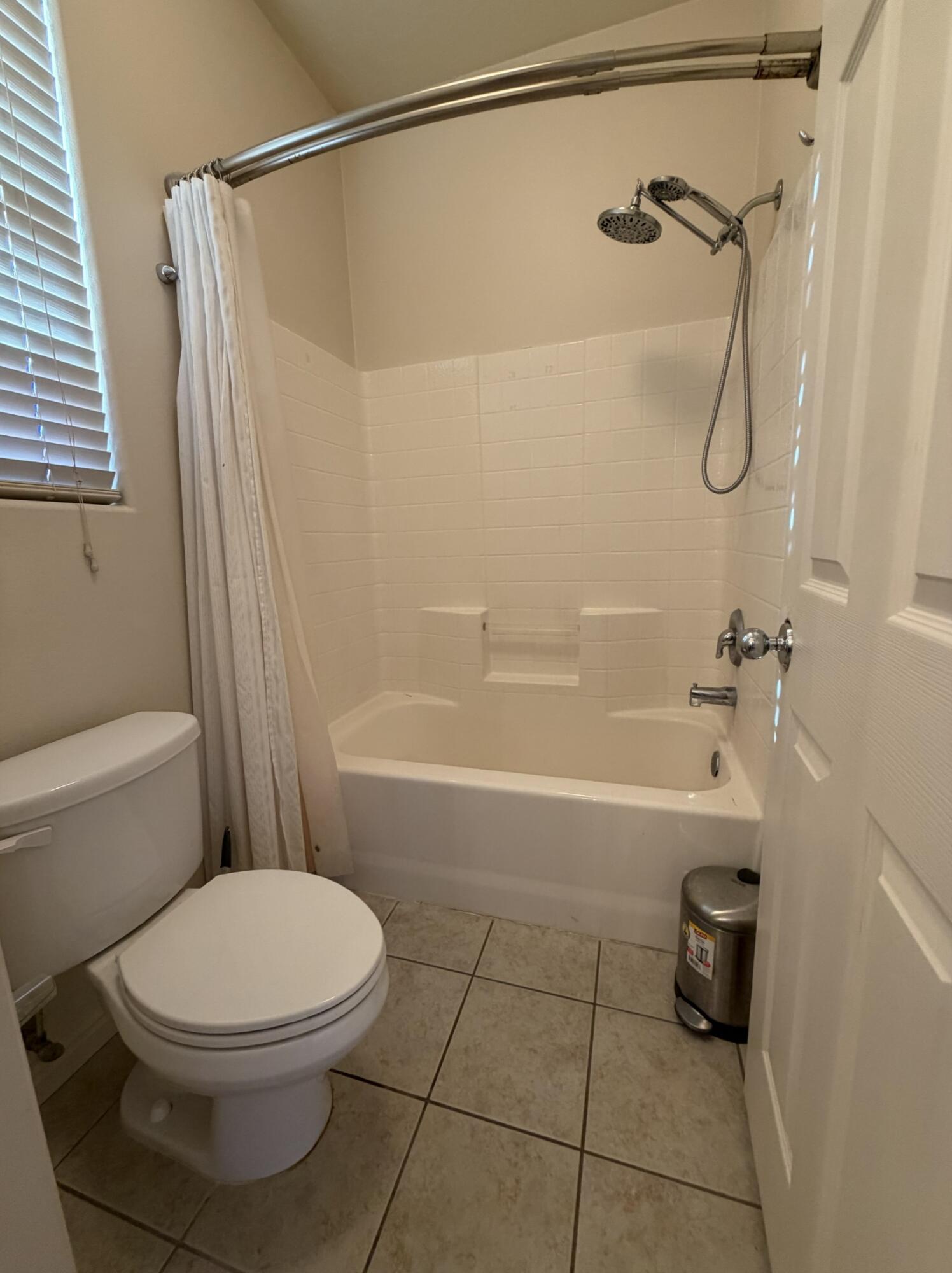 FOURTEEN FAIRWAY - Residential