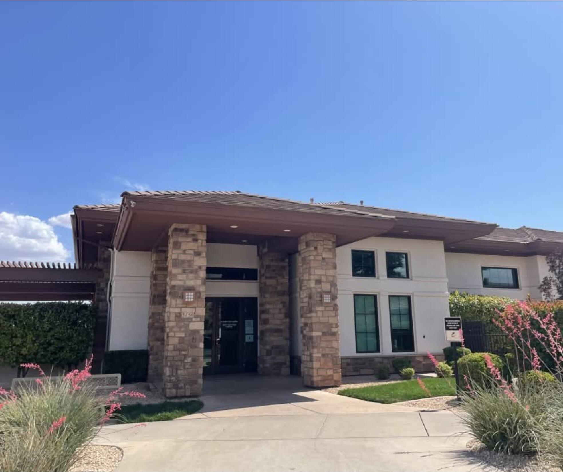 FOURTEEN FAIRWAY - Residential