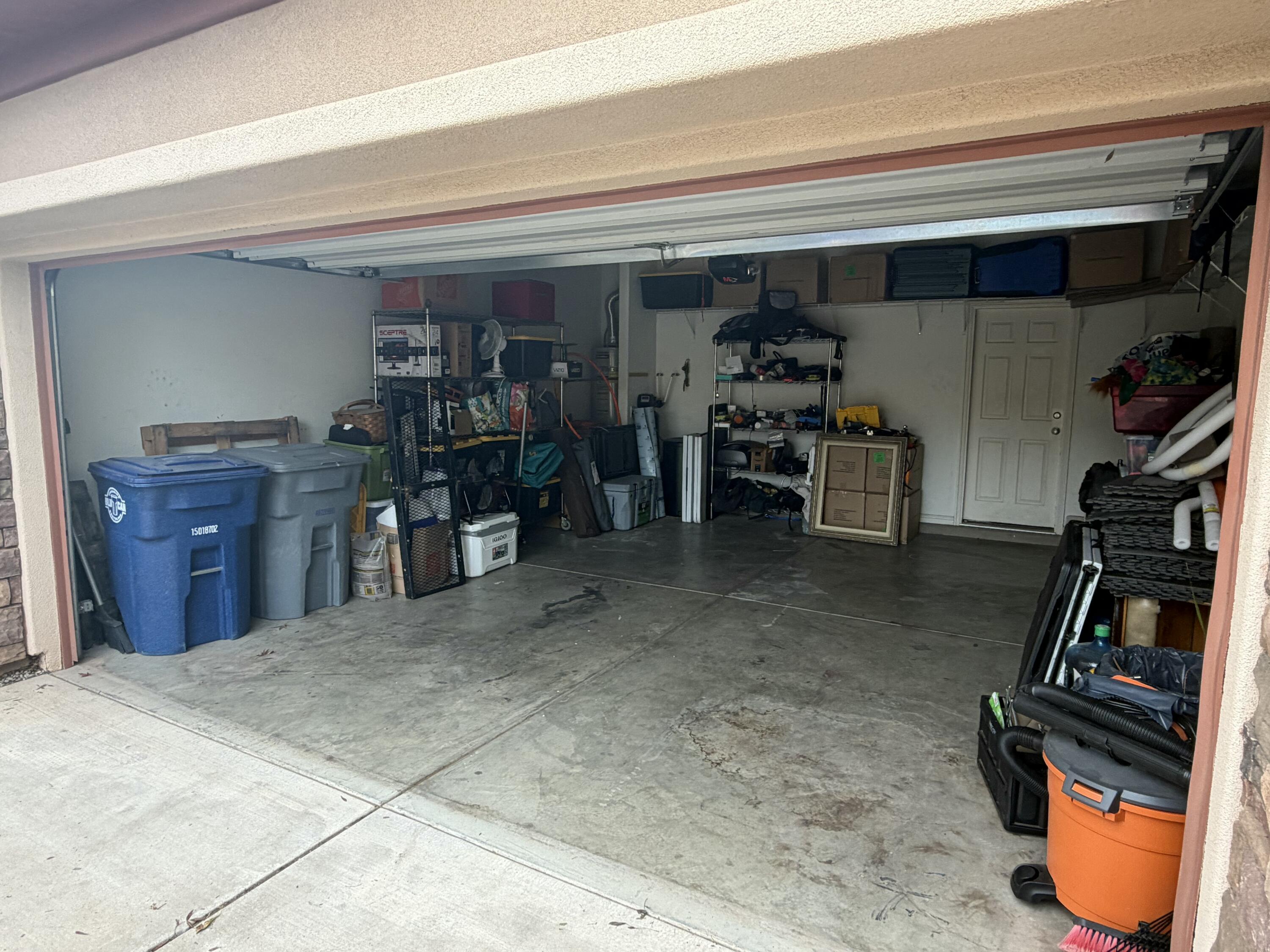 FOURTEEN FAIRWAY - Residential