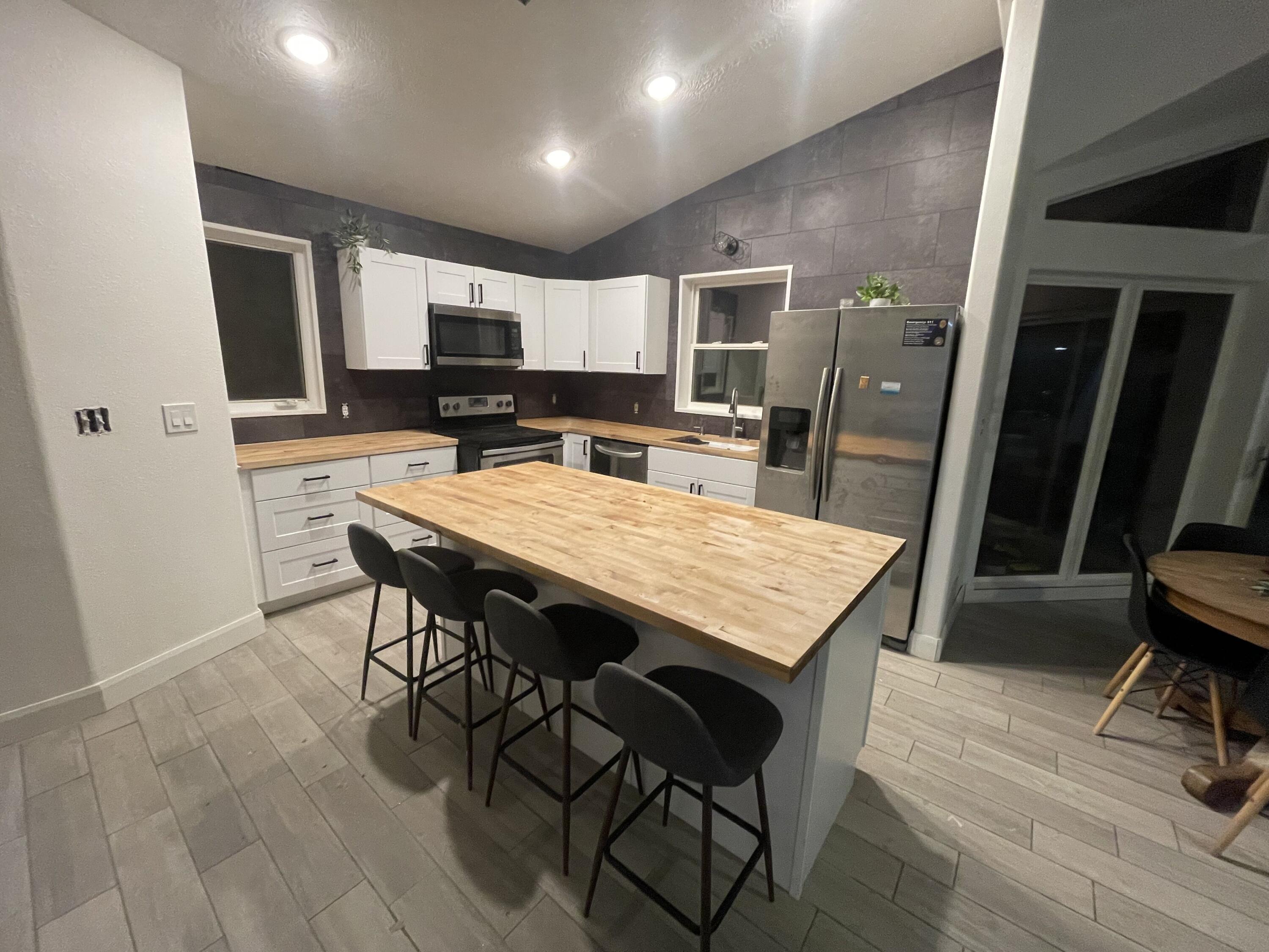 HURRICANE TOWNSITE - Residential