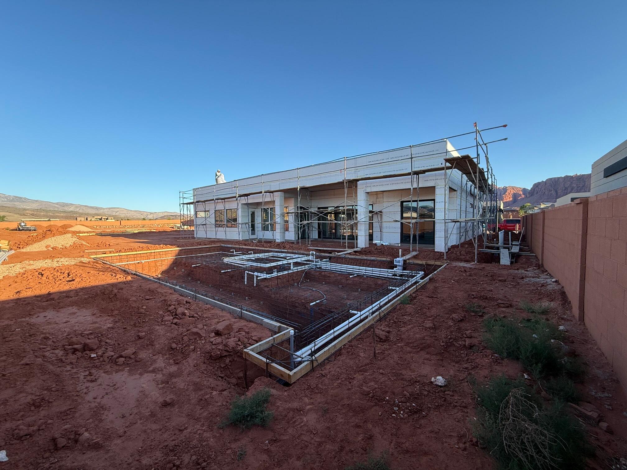 ONYX VALLEY - Residential