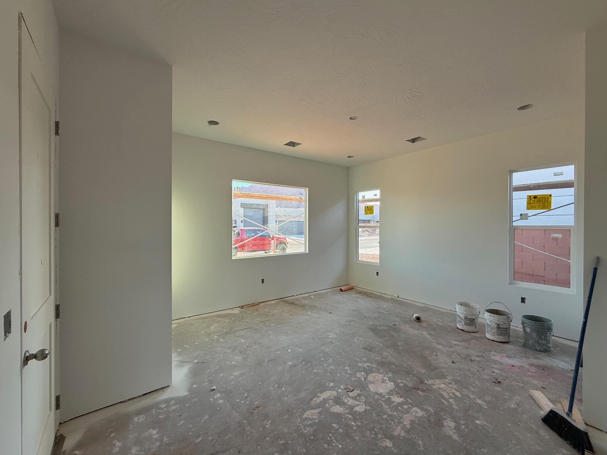 ONYX VALLEY - Residential