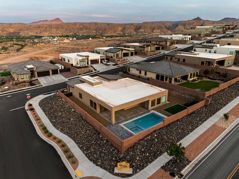 Tiny photo for 662 S 1800 W, Hurricane, UT 84737 (MLS # 26-271435)