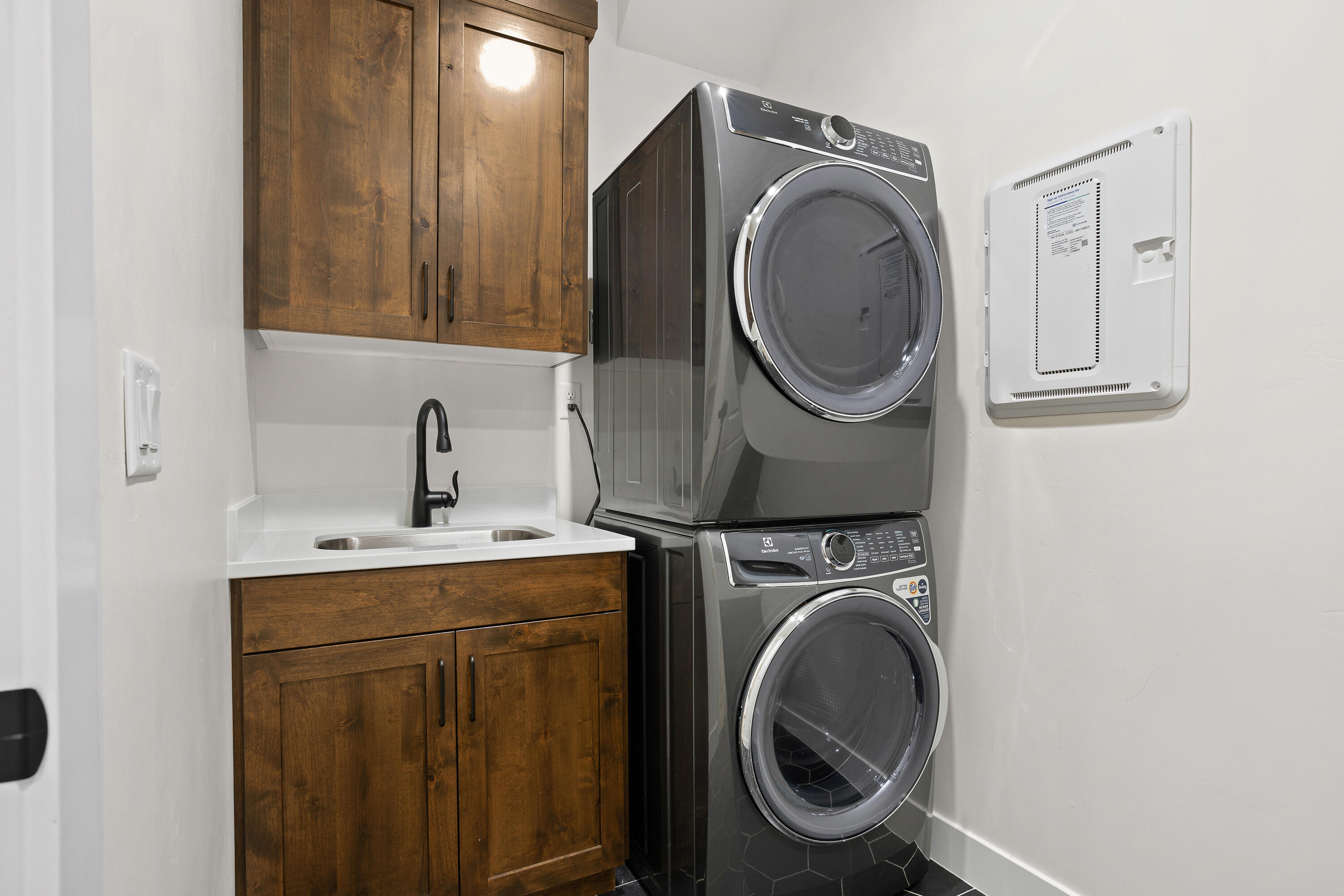 THE RIDGE AT ZION VISTA - Residential