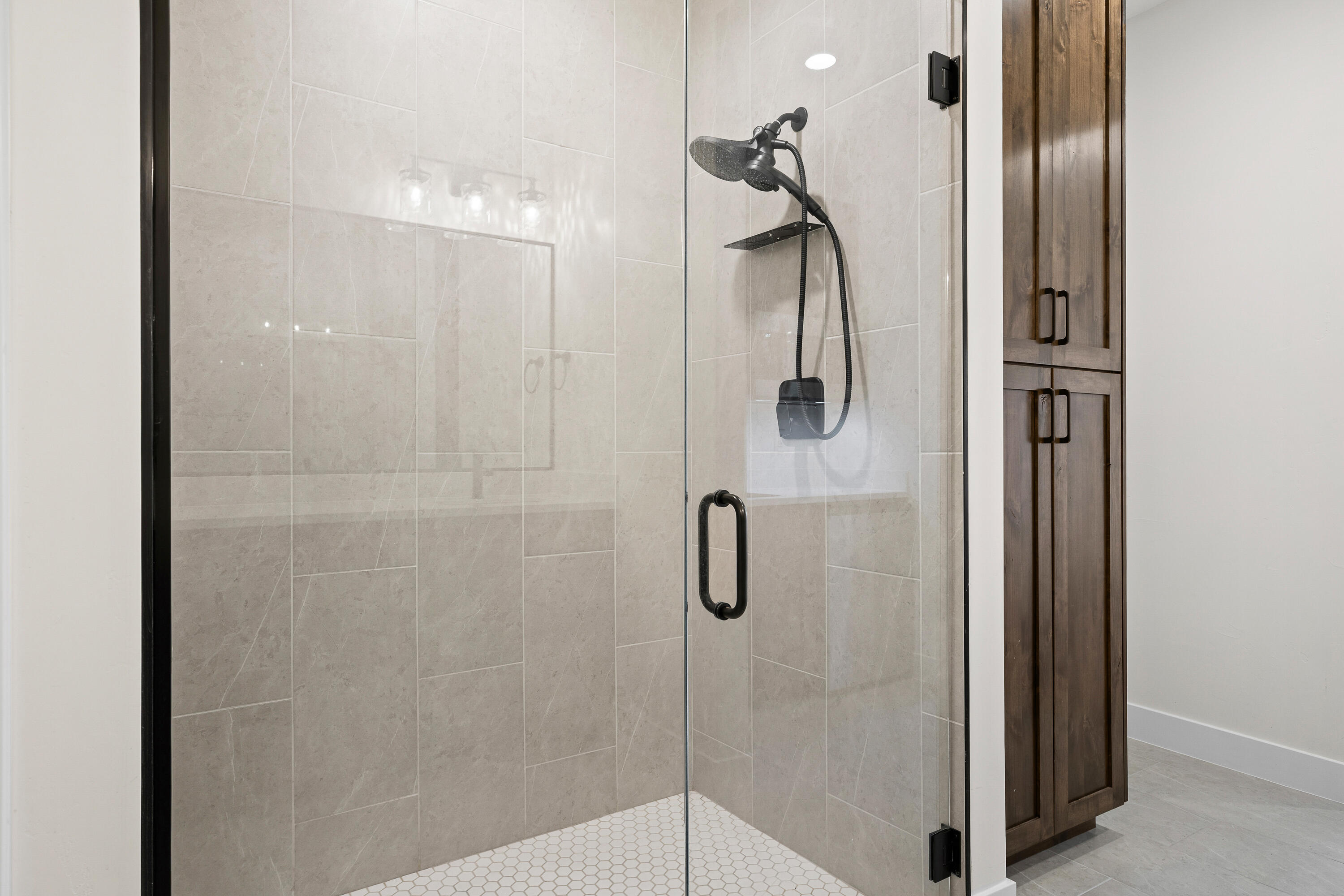 THE RIDGE AT ZION VISTA - Residential