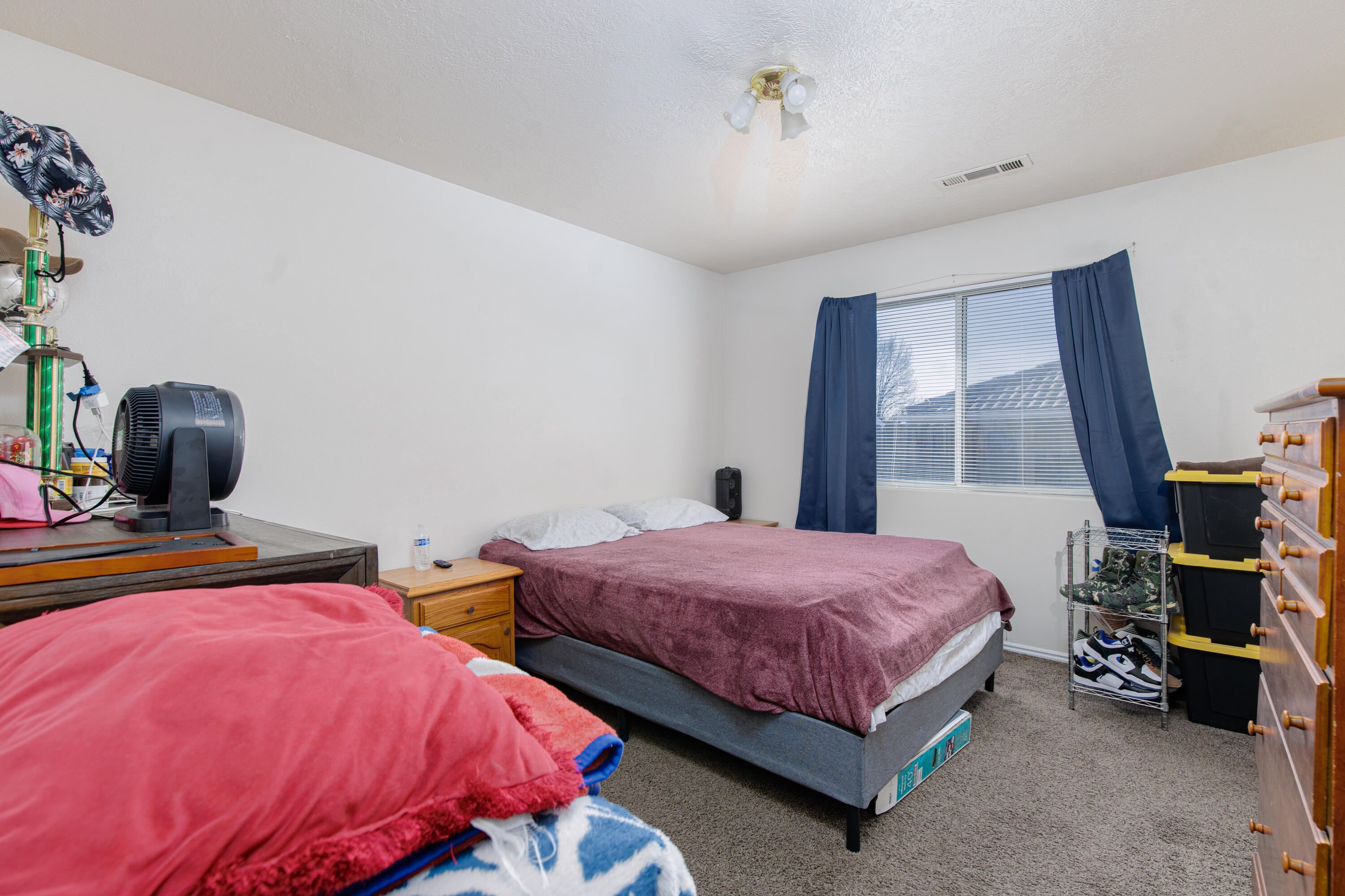 TWIN PALMS - Residential Income