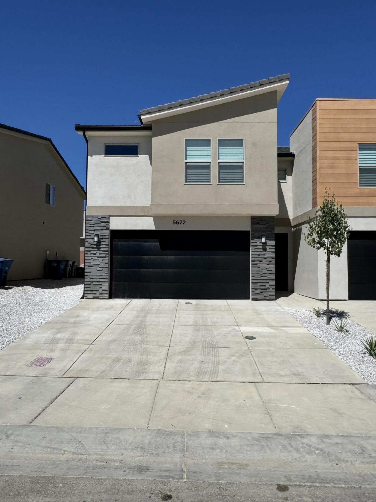 SOUTH DESERT TH - Residential