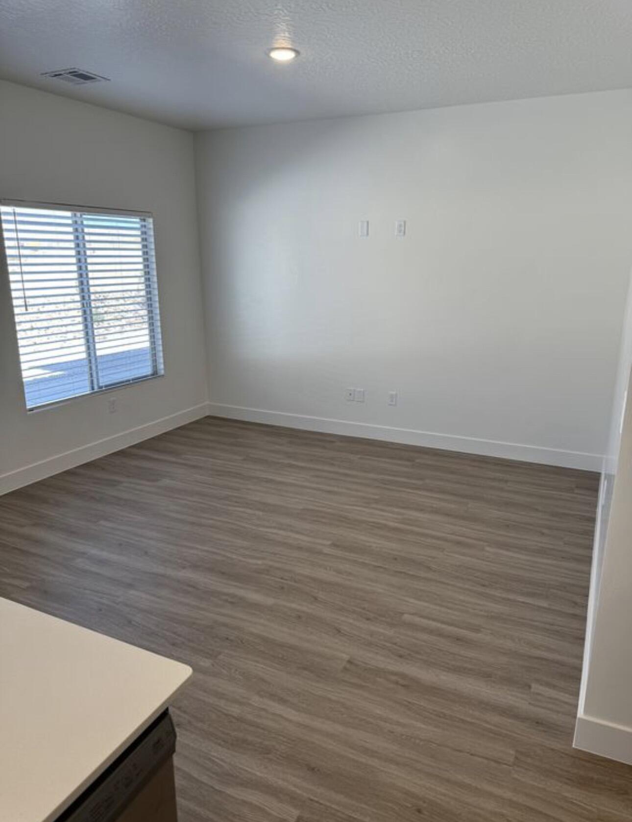 SOUTH DESERT TH - Residential