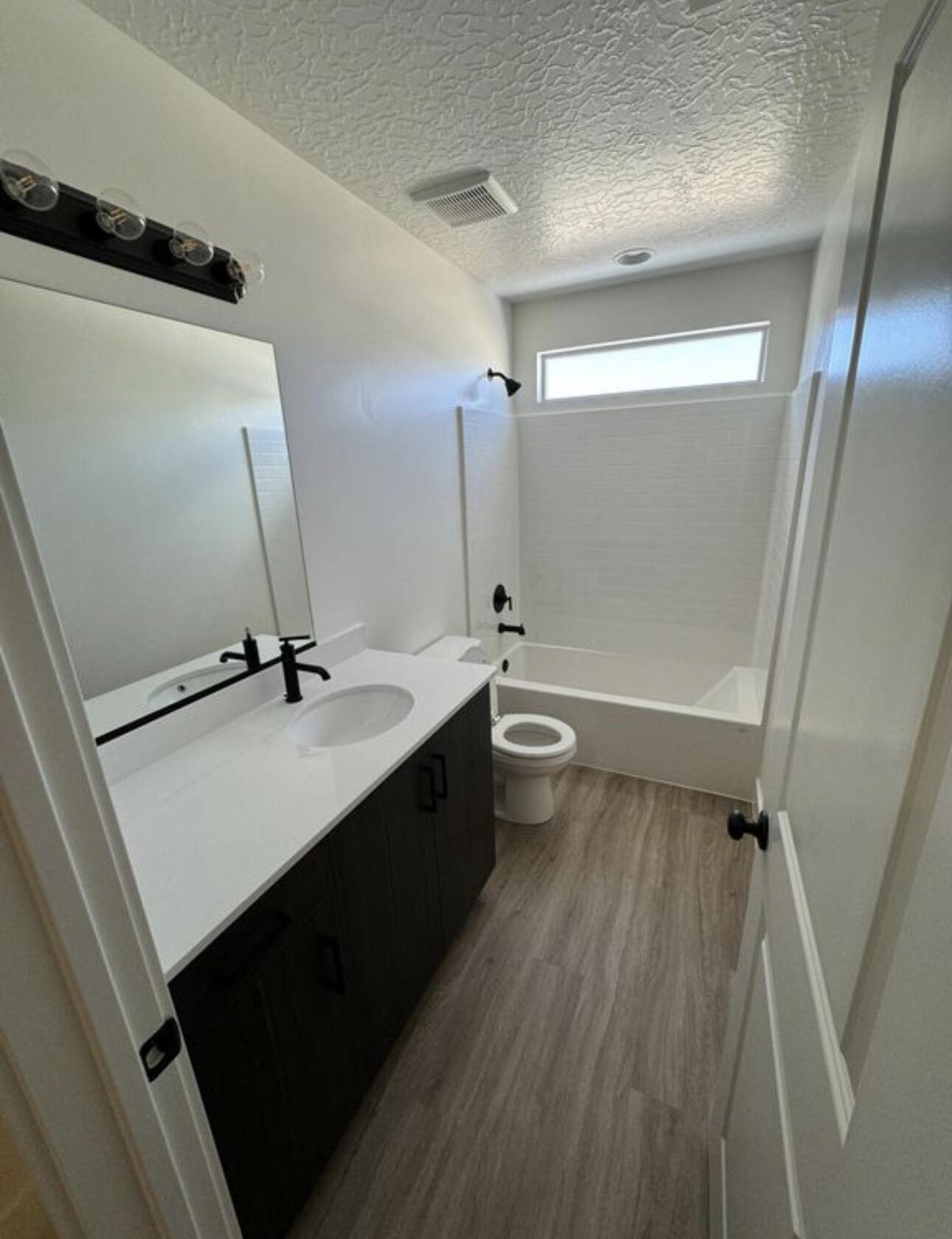 SOUTH DESERT TH - Residential