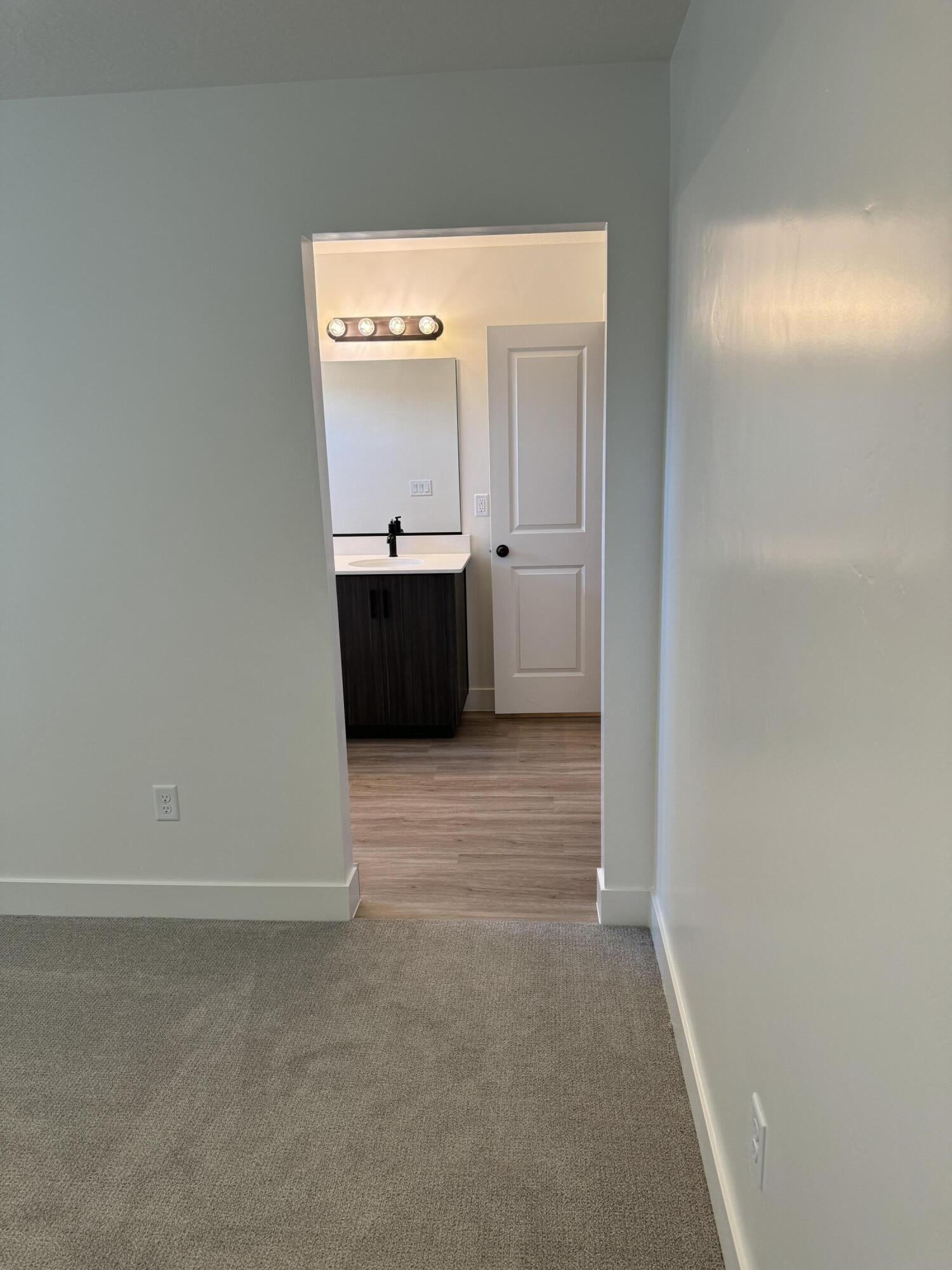 SOUTH DESERT TH - Residential