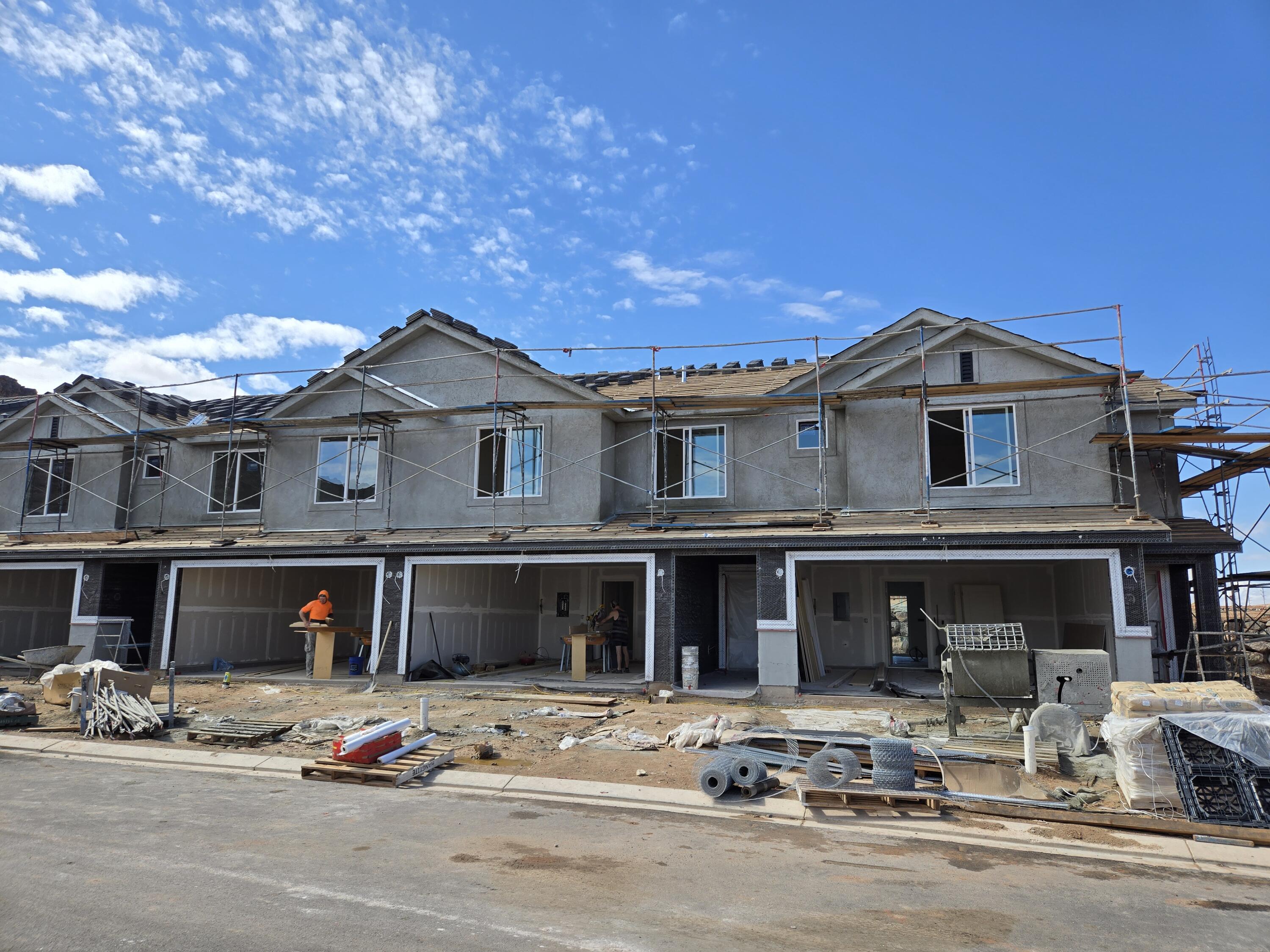 LAVENDER CANYON AT LONG VALLEY - Residential