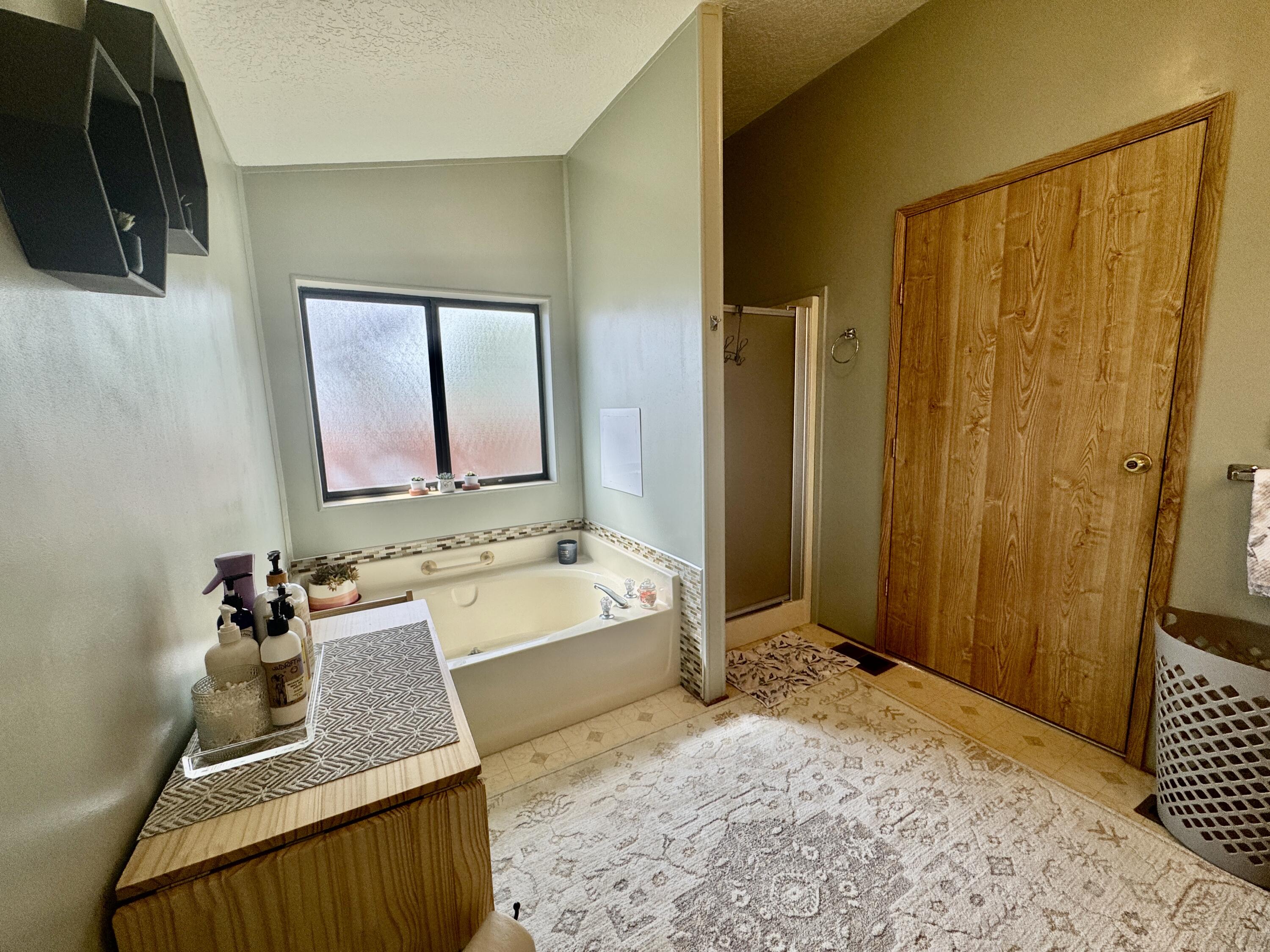 RAINBOW RIDGE MOBILE HOME PARK - Residential