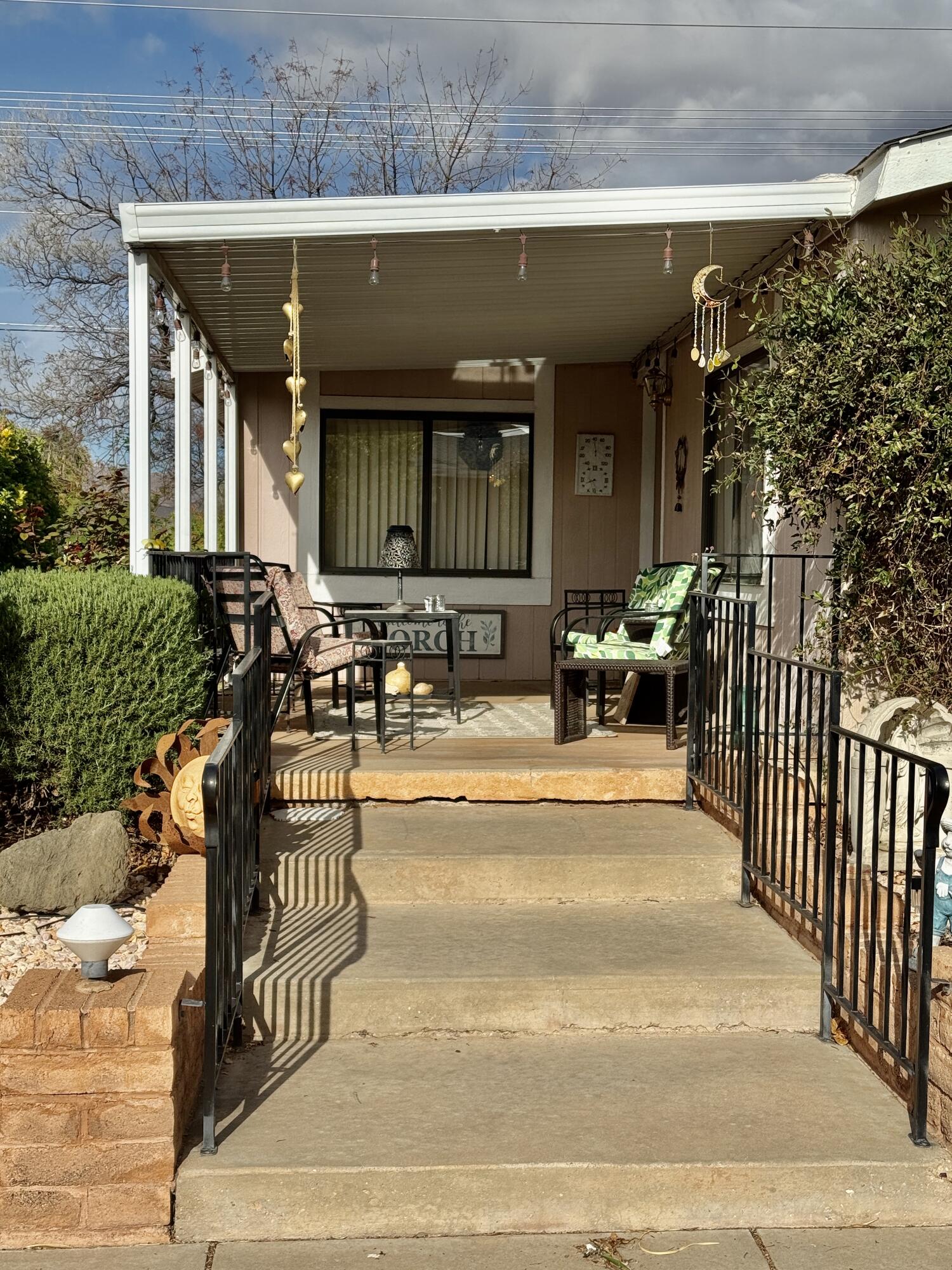 RAINBOW RIDGE MOBILE HOME PARK - Residential