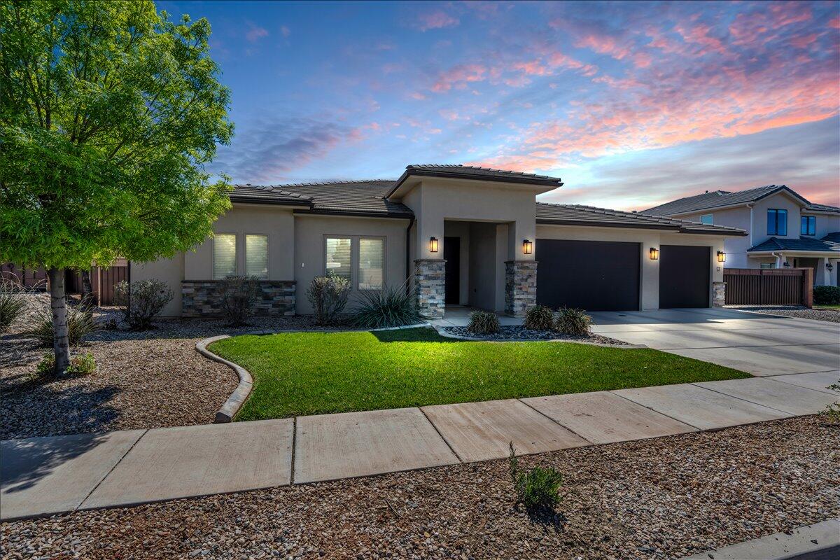 BROOKHAVEN FIELDS - Residential