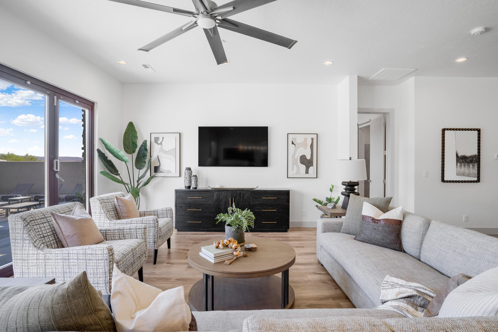 EIGHTH AT CORAL CANYON - Residential