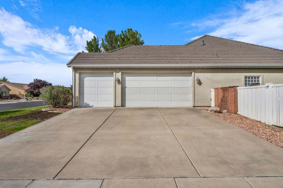 SHADOW MOUNTAIN - Residential