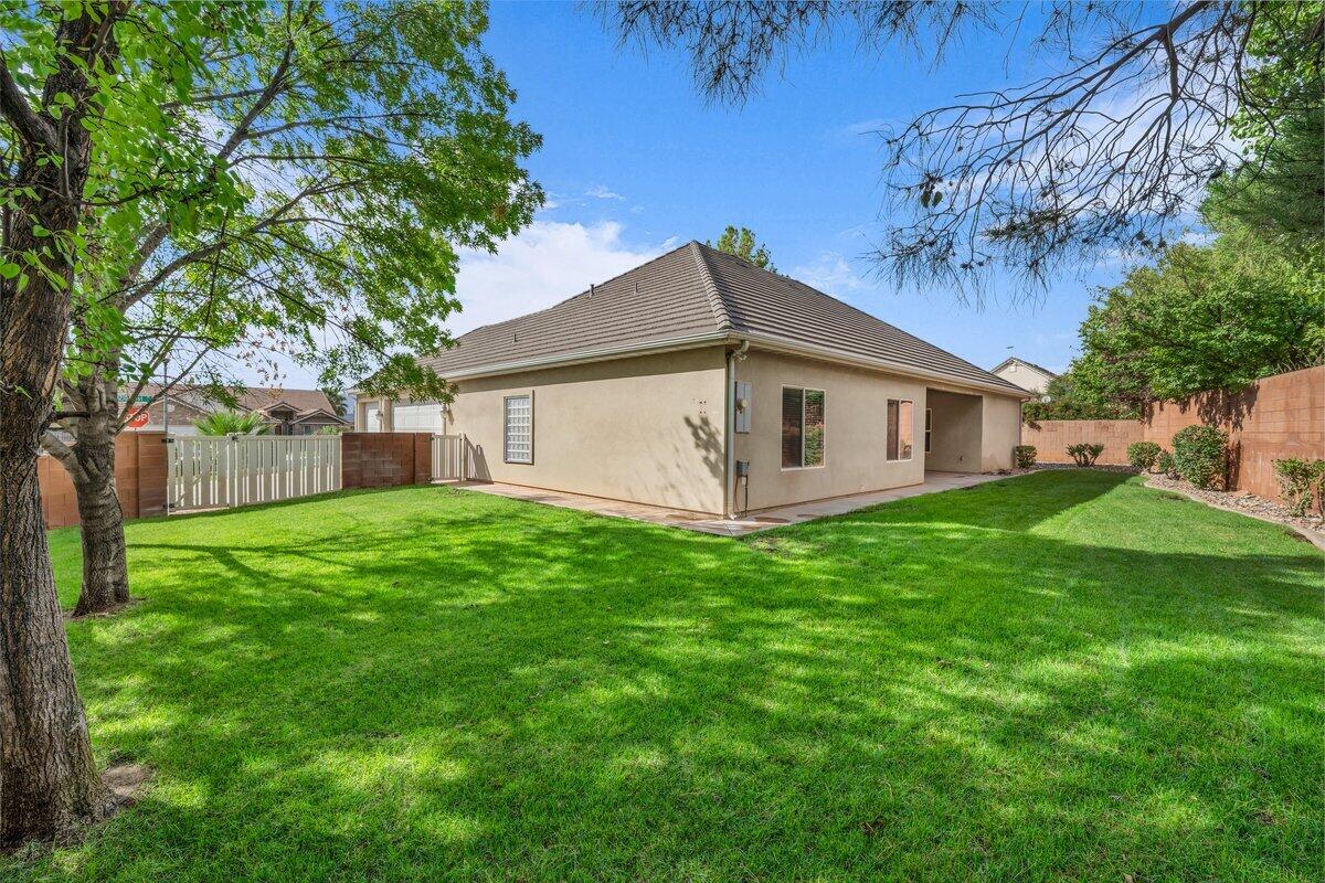 SHADOW MOUNTAIN - Residential