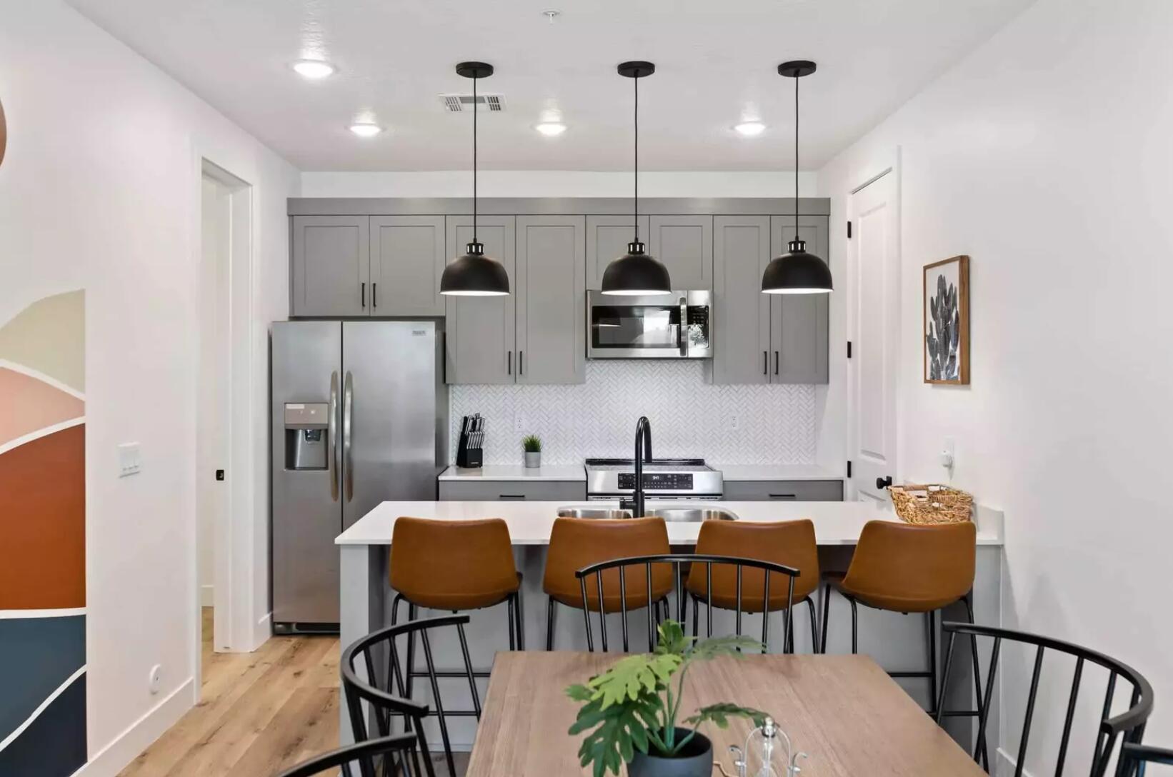 DESERT COLOR RESORT - Residential